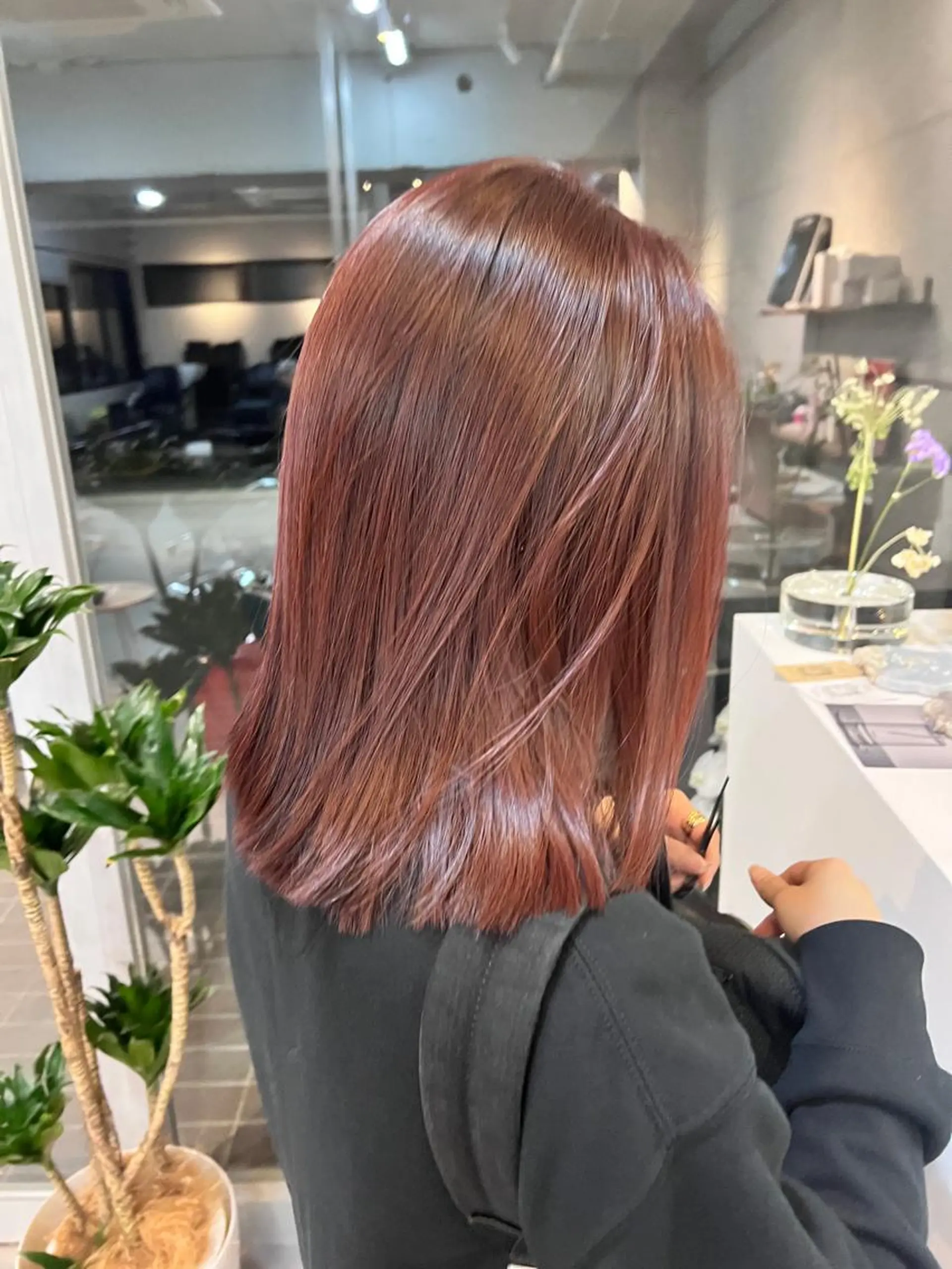 ミディアム カラー カット ヘアカラー トリートメント ally hairsalon所属・Emi .のヘアスタイル