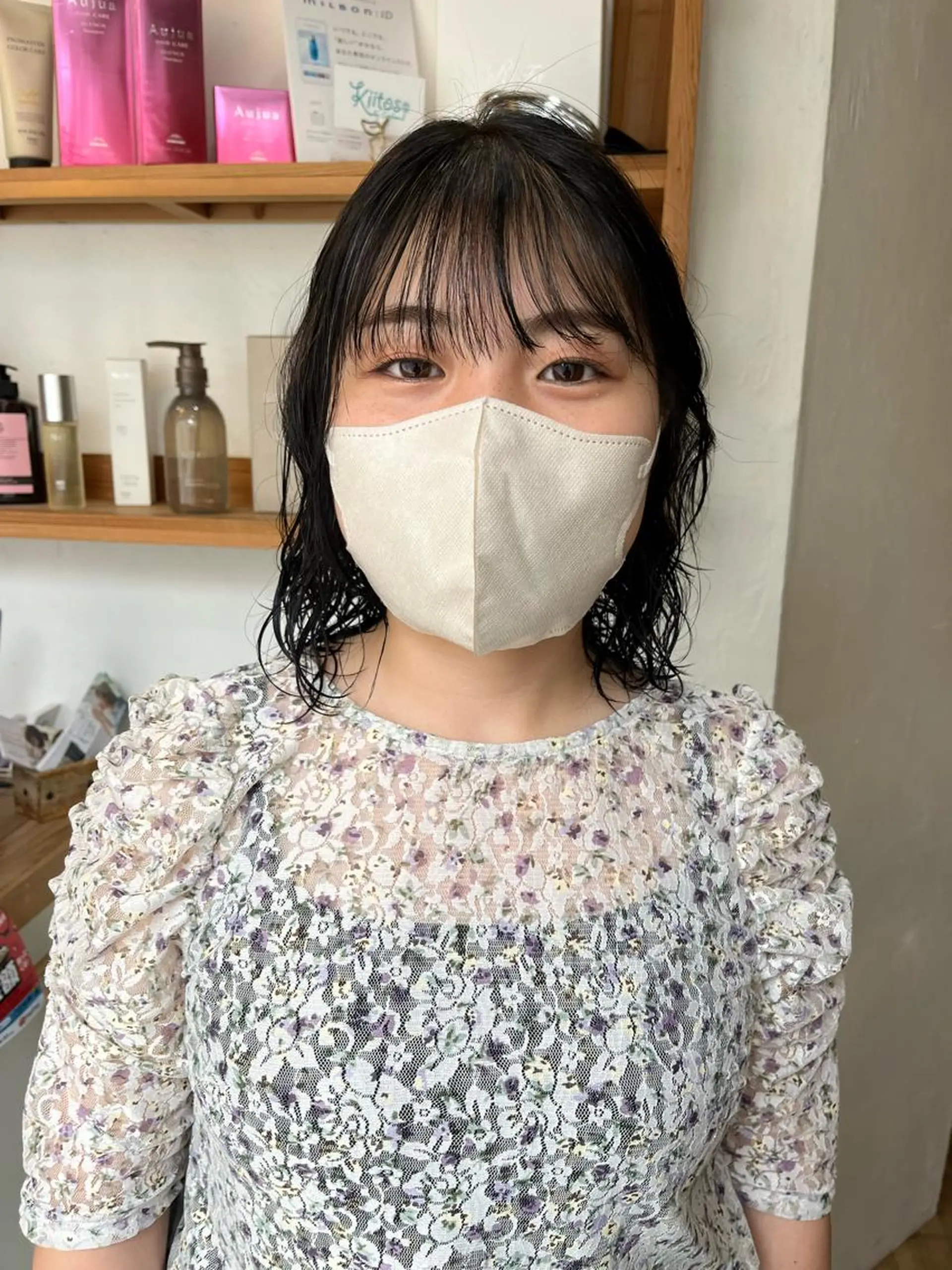 ミディアム カラー パーマ ヘアアレンジ メンズ アイブロウ メンズブリーチ メンズハイライト メンズインナーカラー ブリーチ デザインカラー pu+on. nailworks所属・fuyumi / ニュアンスネイルのネイルデザイン