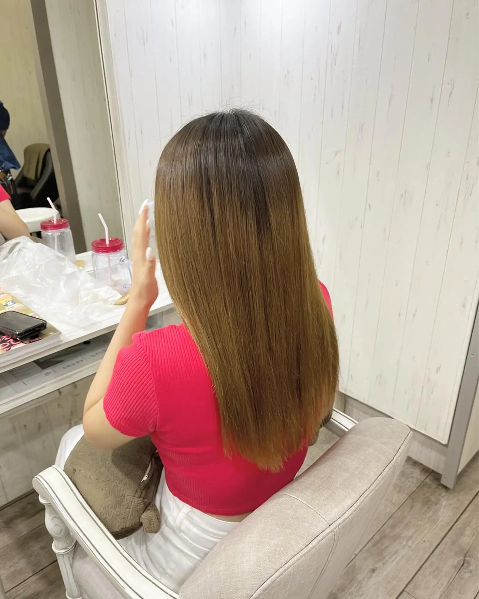 ミディアム パーマ カット 縮毛矯正 トリートメント イシジマ タカナリのヘアスタイル
