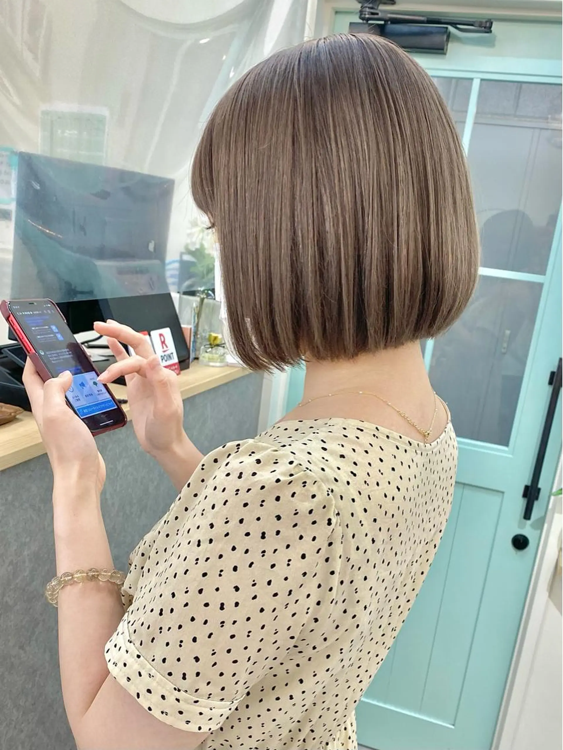 ショート カラー グレージュ ボブ ヘアカラー トリートメント ヘアセット 💘カラー特化美容師 尾崎拓己のヘアスタイル