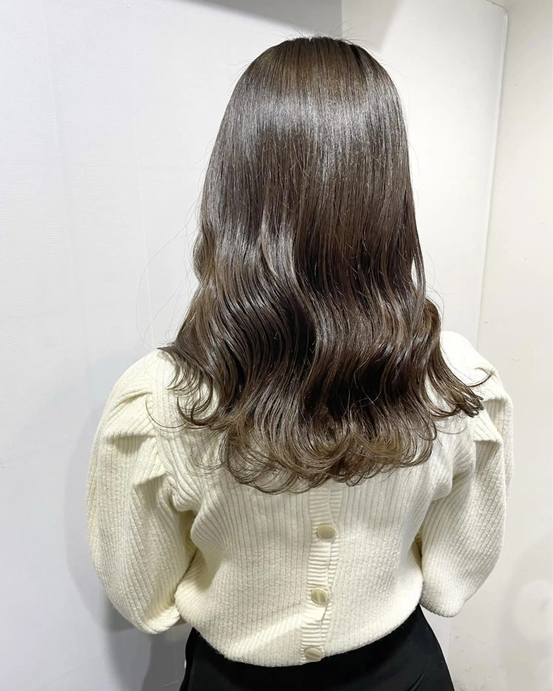 ミディアム カラー ヘアアレンジ カット ヘアカラー トリートメント 徳永 実沙のヘアスタイル