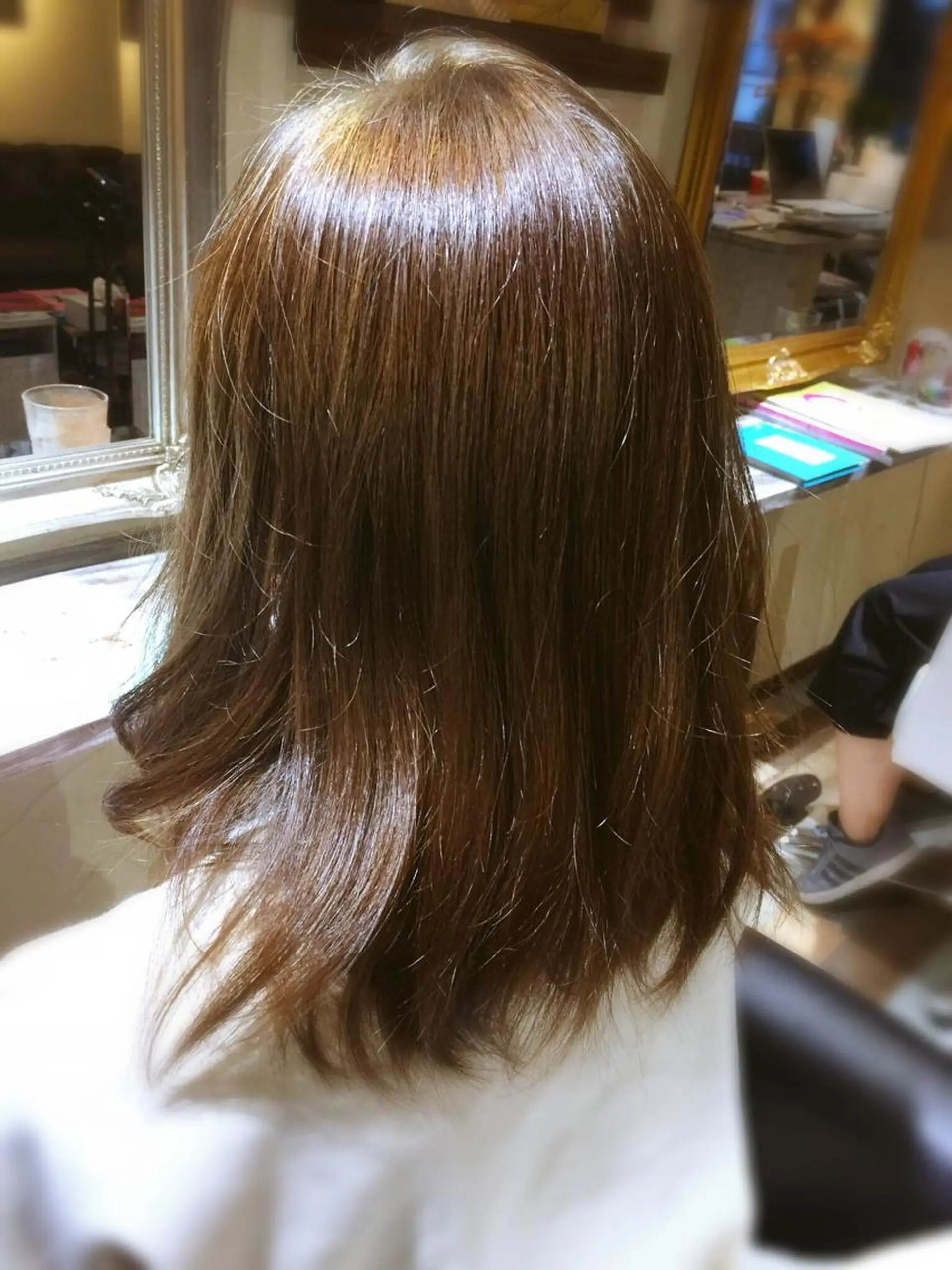 ミディアム カラー カット 美容歴１８年以上🌈 山口のヘアスタイル