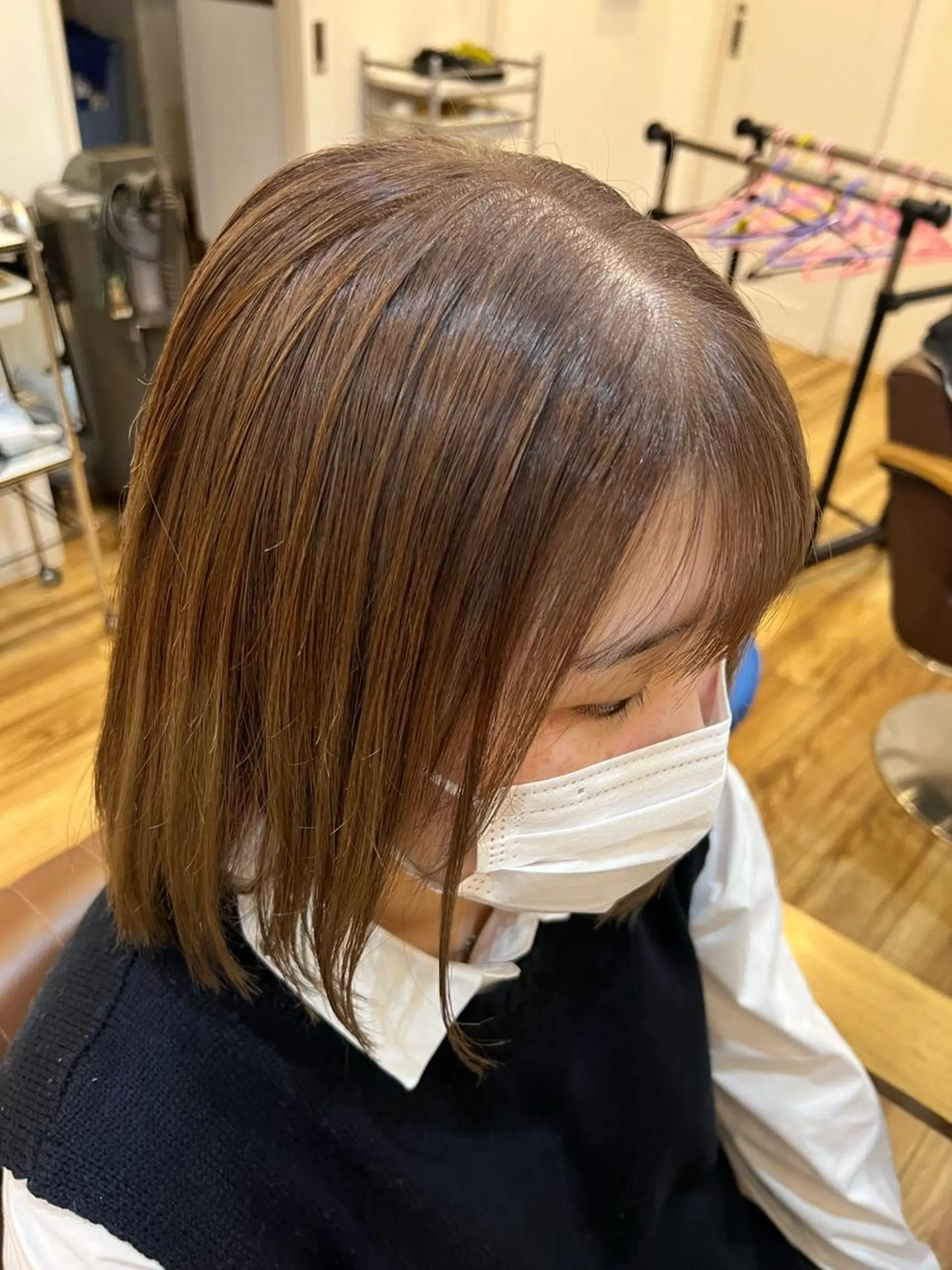 ミディアム カラー ベージュカラー ブラウンカラー 美容室Class所属・🐰ハイトーンカラー 畠山　渡🐰のヘアスタイル