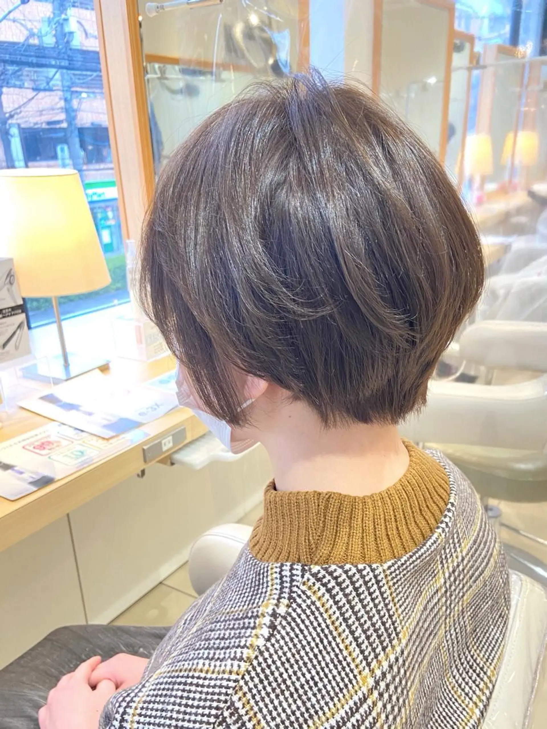 ショート カラー 30代からの大人 ショートのヘアスタイル