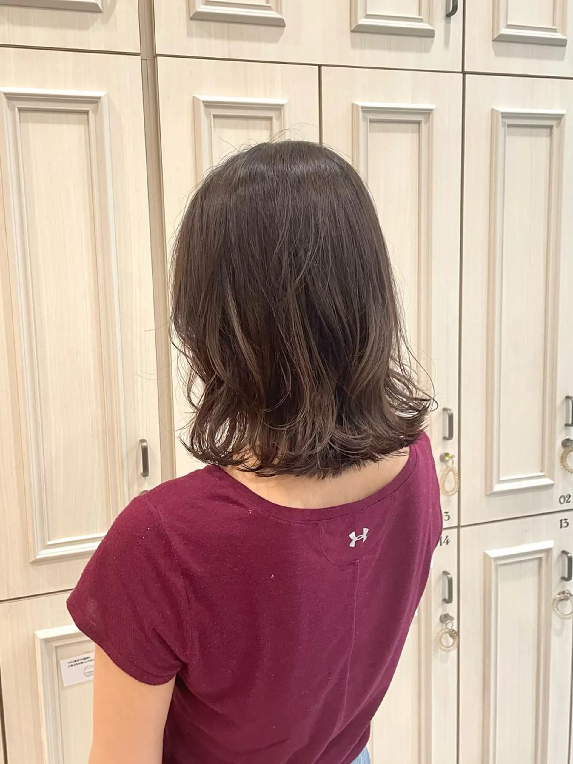 ミディアム 大阪ウルフカット 🐺デザインカラーのヘアスタイル