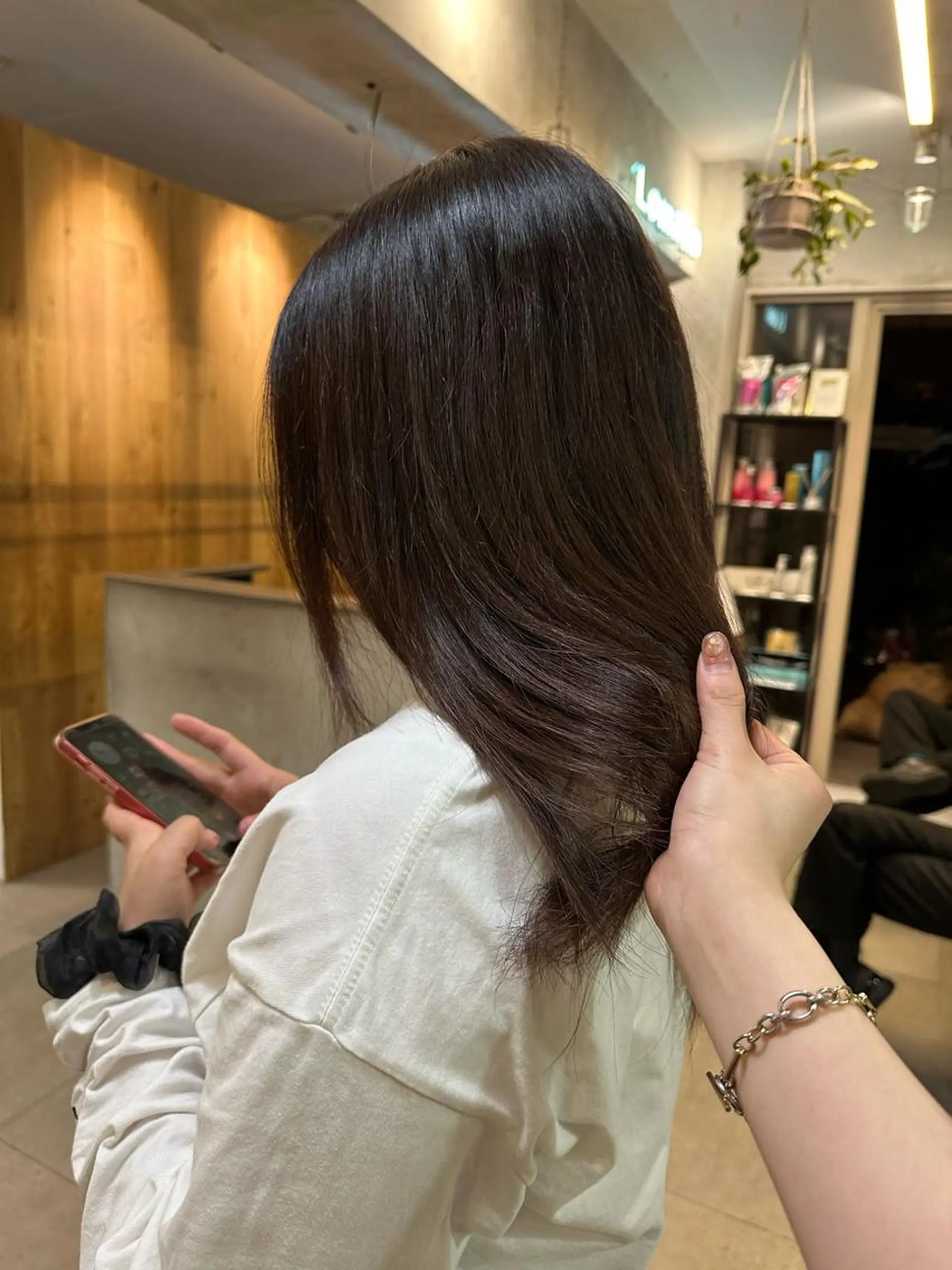 ロング カラー ヘアカラー トリートメント REINA☁️透明感 カラー/ぷつっと♡のヘアスタイル