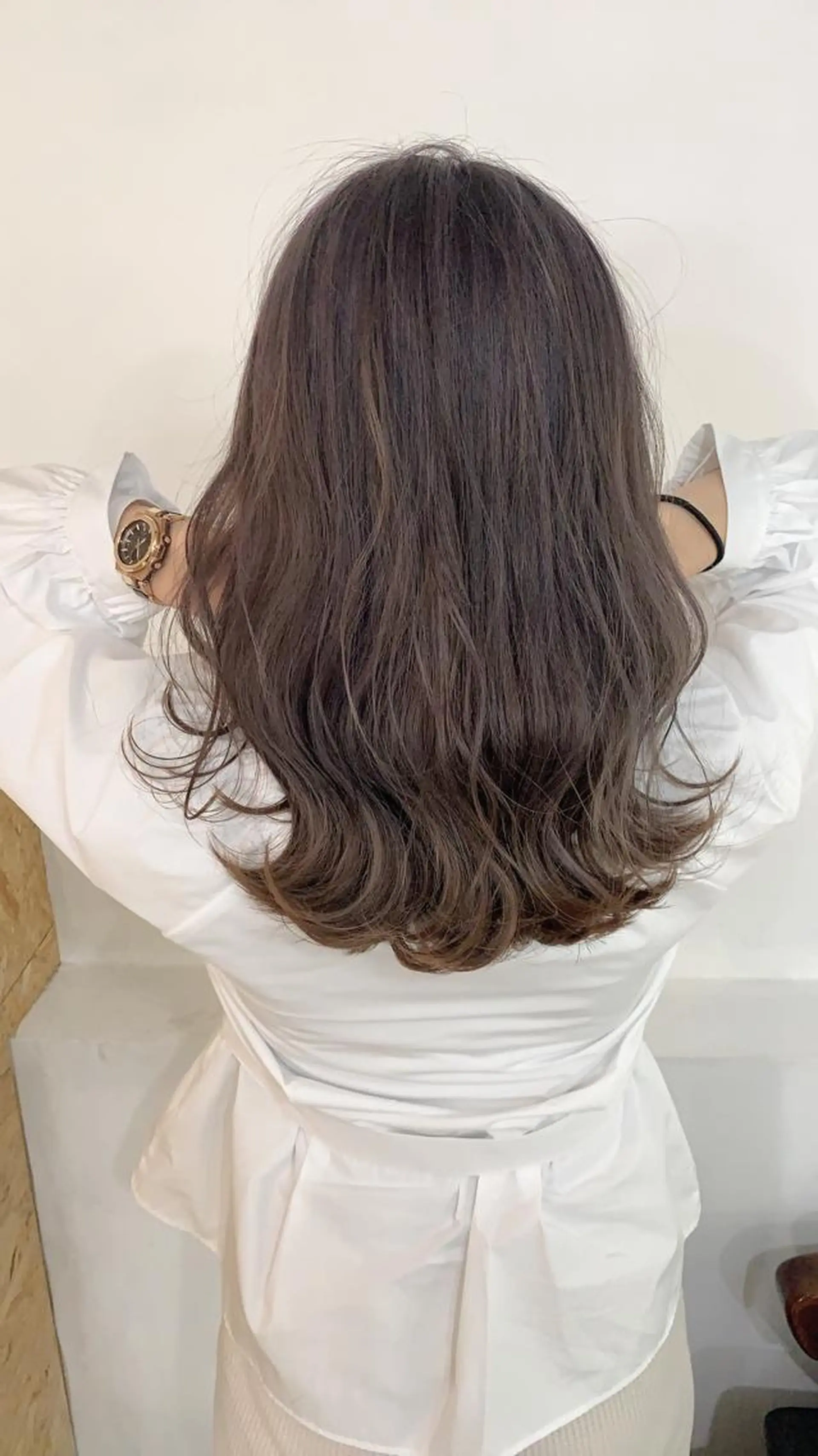 ミディアム カラー パーマ ヘアアレンジ バレイヤージュ ベージュカラー ブルーカラー ブルーパープル グラデーションカラー ヘアカラー nico 原宿所属・nico【代表】 市川 拓也のヘアスタイル