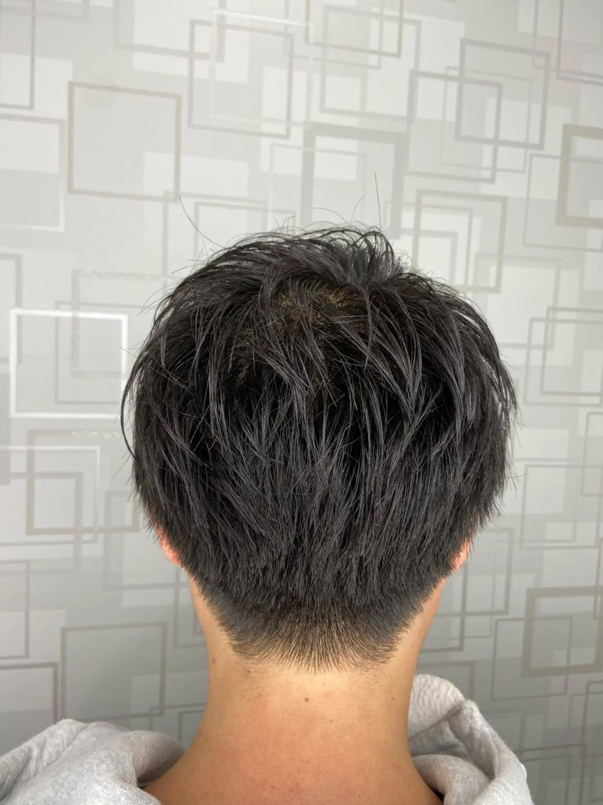 ショート メンズ カットパーマ✂️ 小坂田玲亜のヘアスタイル