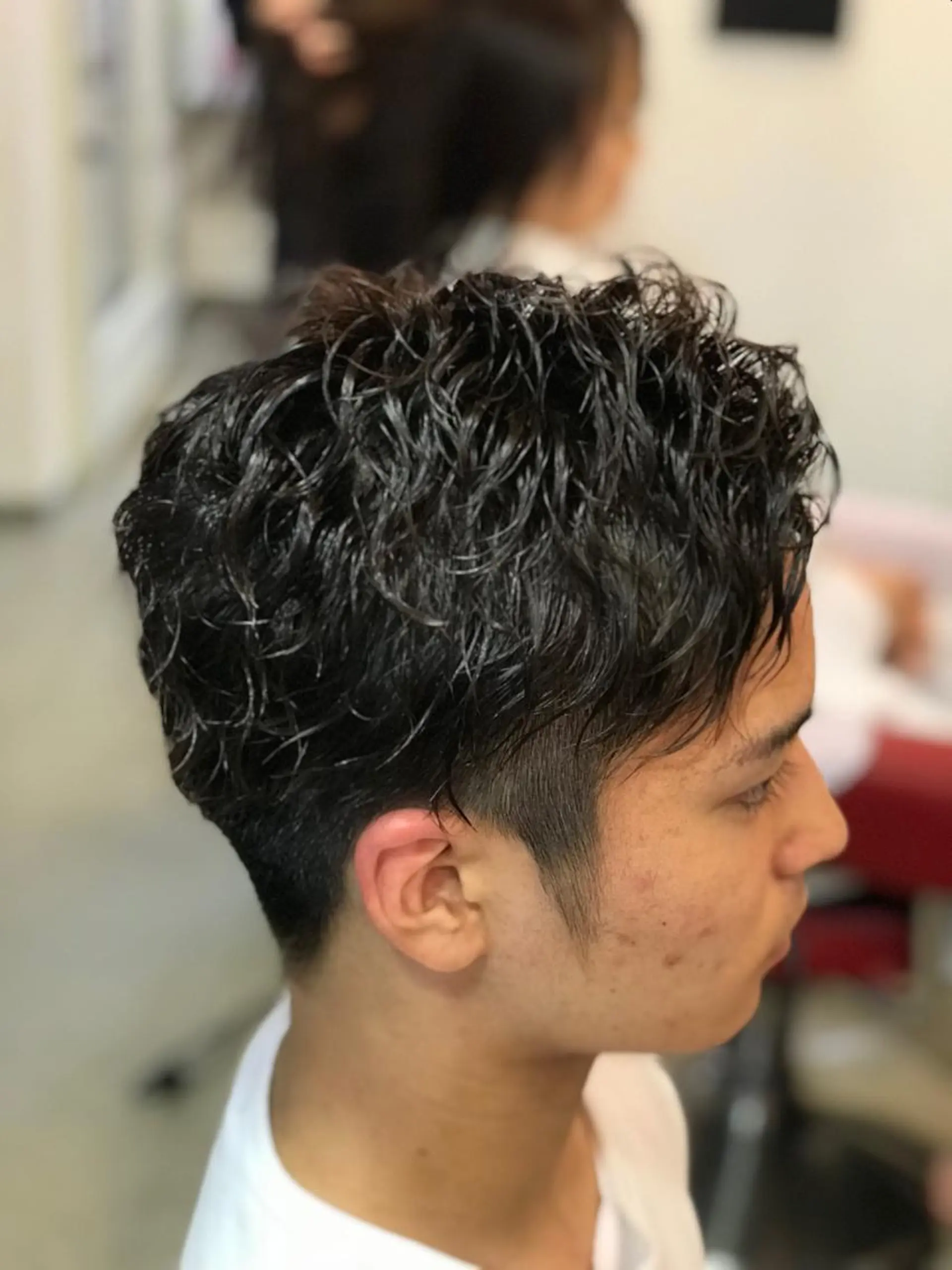 ショート パーマ メンズ カット パーマ トリートメント 渋谷宮益坂 omoのヘアスタイル