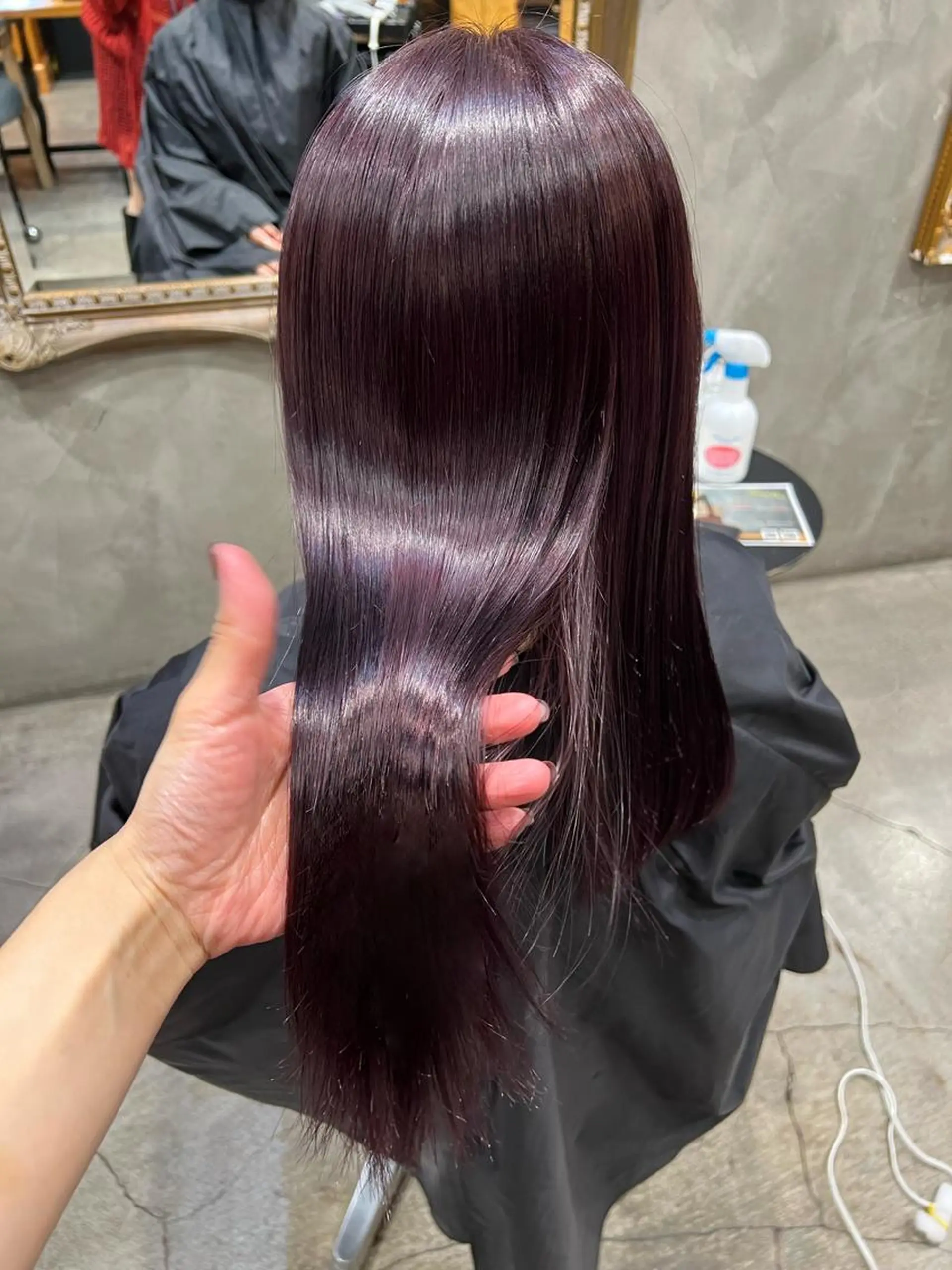 セミロング カラー haco＋所属・圧倒的デザイン力 店長🎨RENAのヘアスタイル