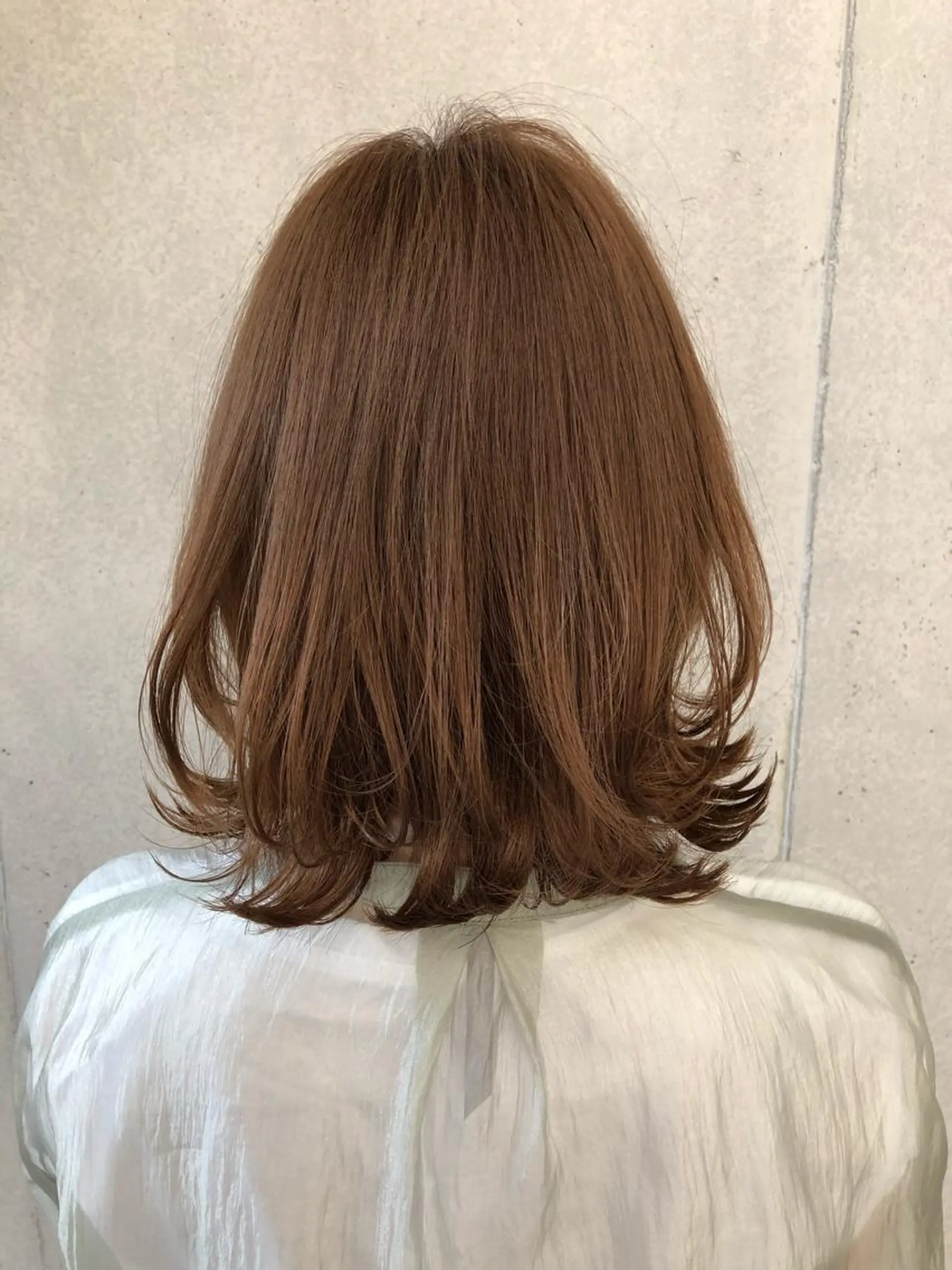 ミディアム カラー ボブ くびれヘア 外ハネヘア レイヤー×髪質改善✨ 渋谷/佐藤侑哉のヘアスタイル