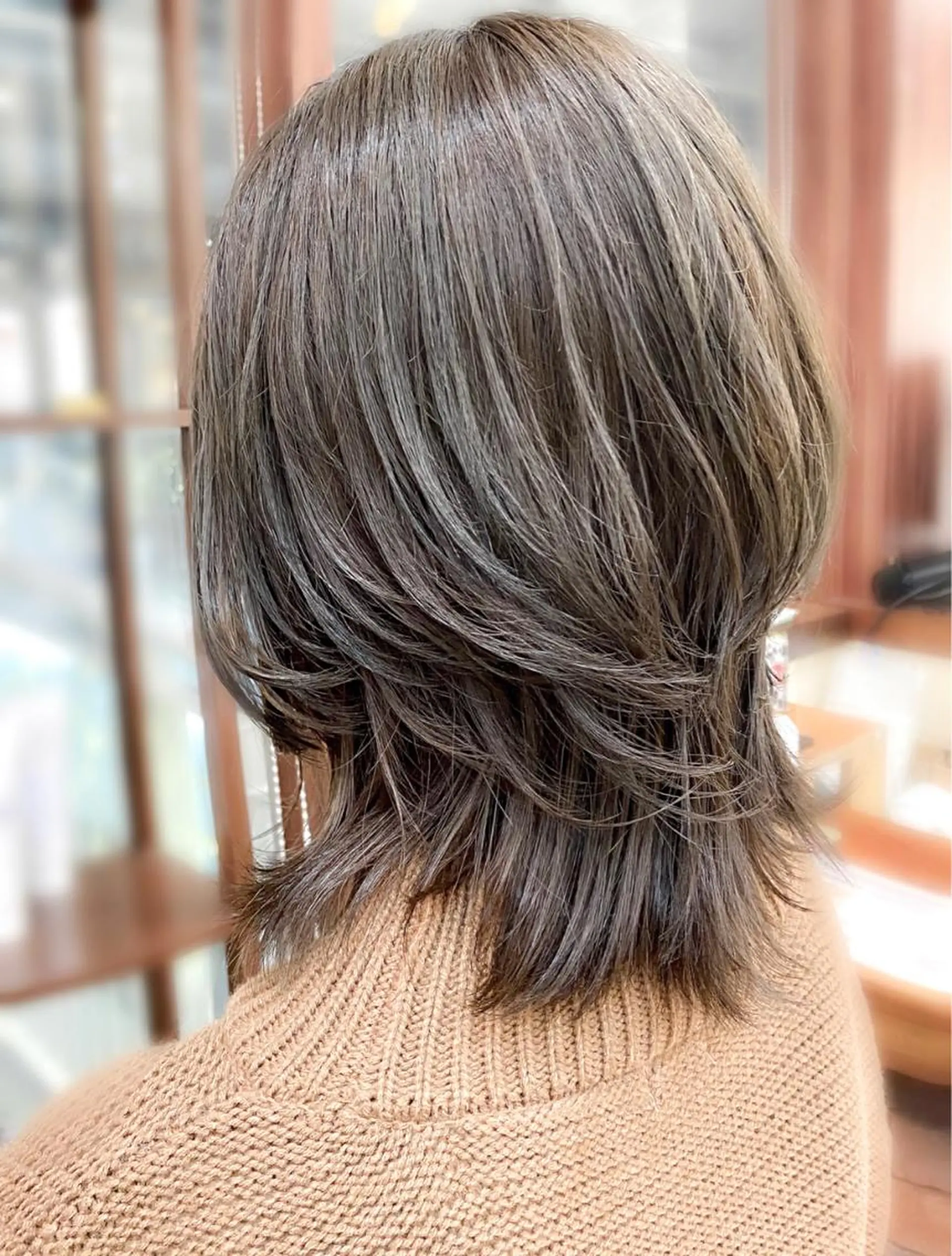 ミディアム カラー 大野 あさみのヘアスタイル