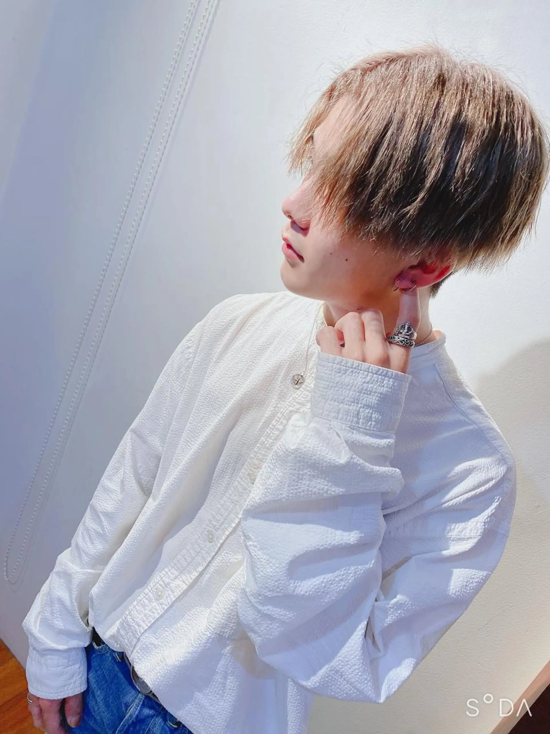 ショート カラー パーマ ヘアアレンジ メンズ メンズバレイヤージュ メンズブリーチ メンズハイトーン バレイヤージュ ベージュカラー ⚠️激安ブリーチで 後悔してる方へ⚠️のヘアスタイル