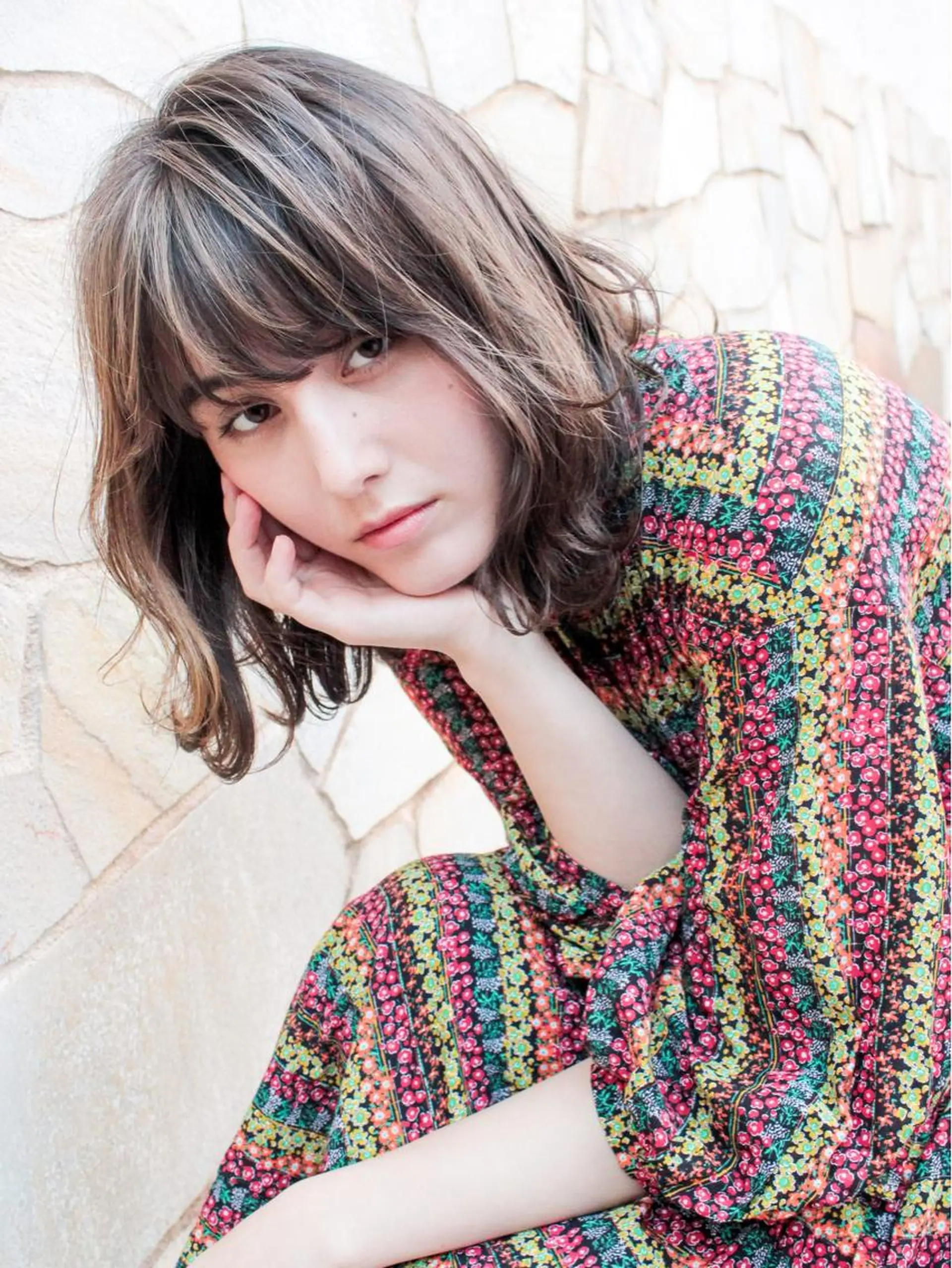 ミディアム カラー ベージュカラー ハイライトカラー ハイライト gite カワムラナオキのヘアスタイル