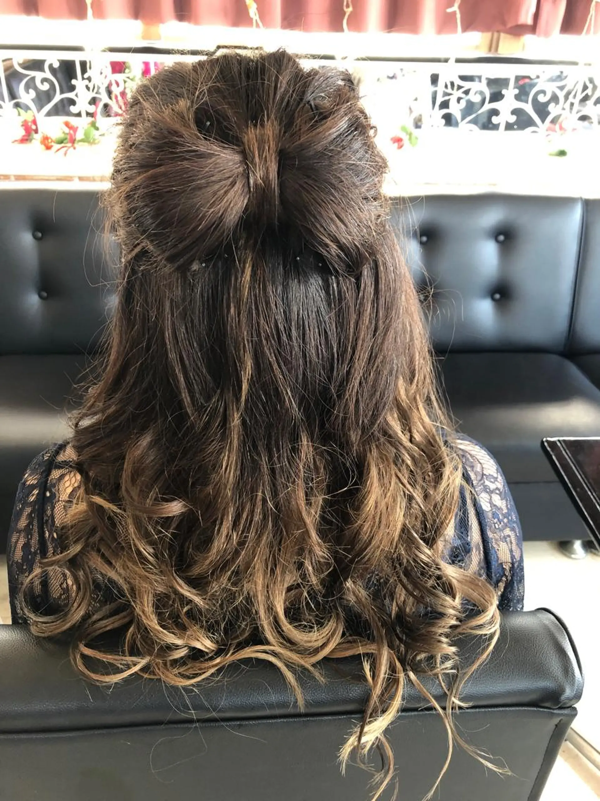 ロング カラー パーマ ヘアアレンジ メンズ キッズ ネイル マツエク・マツパ 銀河 ティンガーラのヘアスタイル