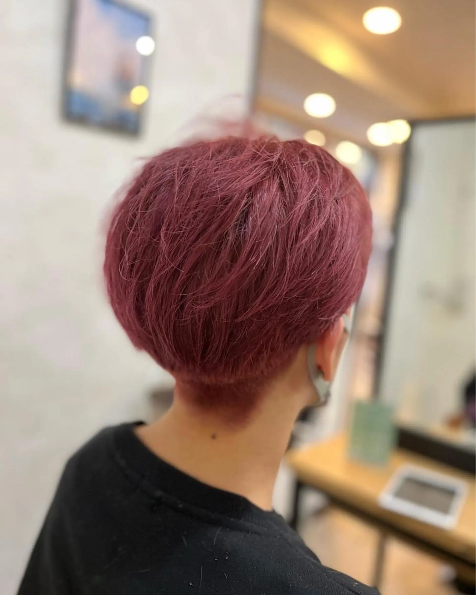 ショート カラー レッドカラー バイオレットカラー est hair Ameri 松戸店所属・和田 真弥のヘアスタイル