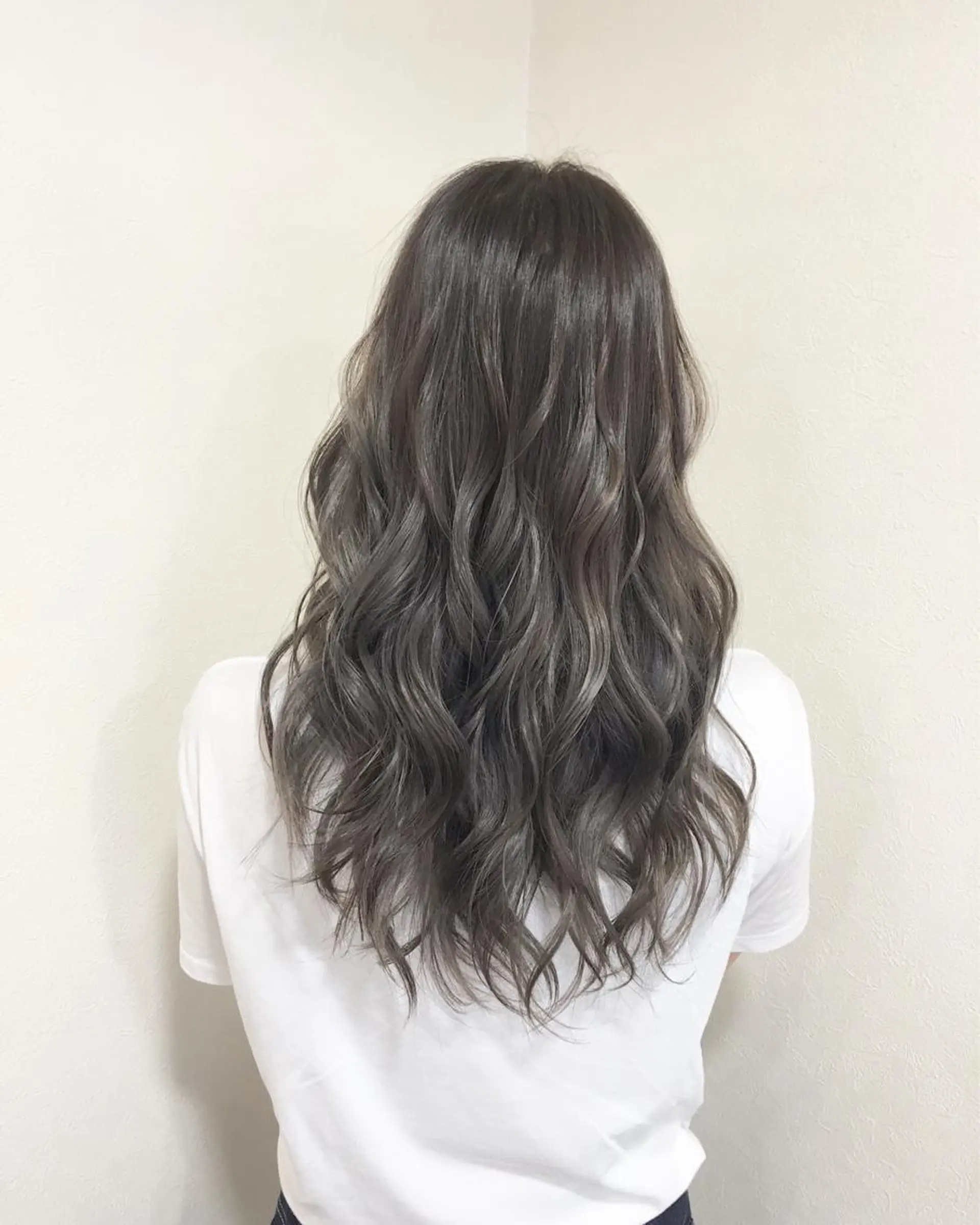 ロング ヤマグチ ヒカルのヘアスタイル