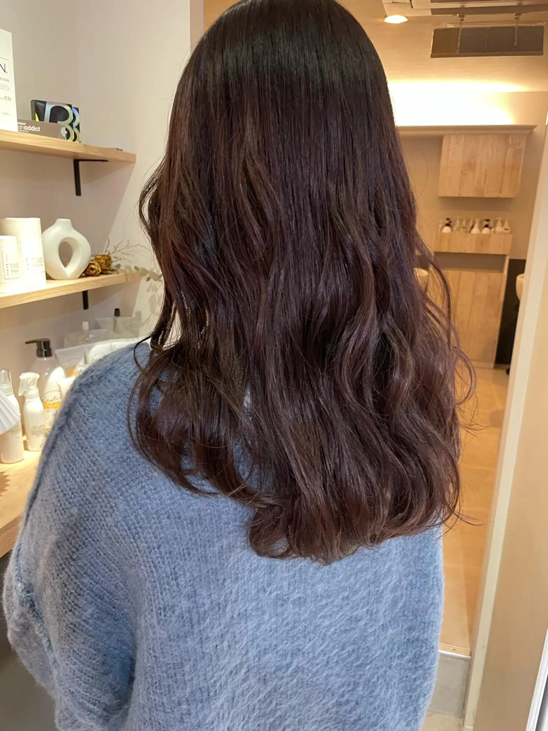 セミロング カラー akane .のヘアスタイル