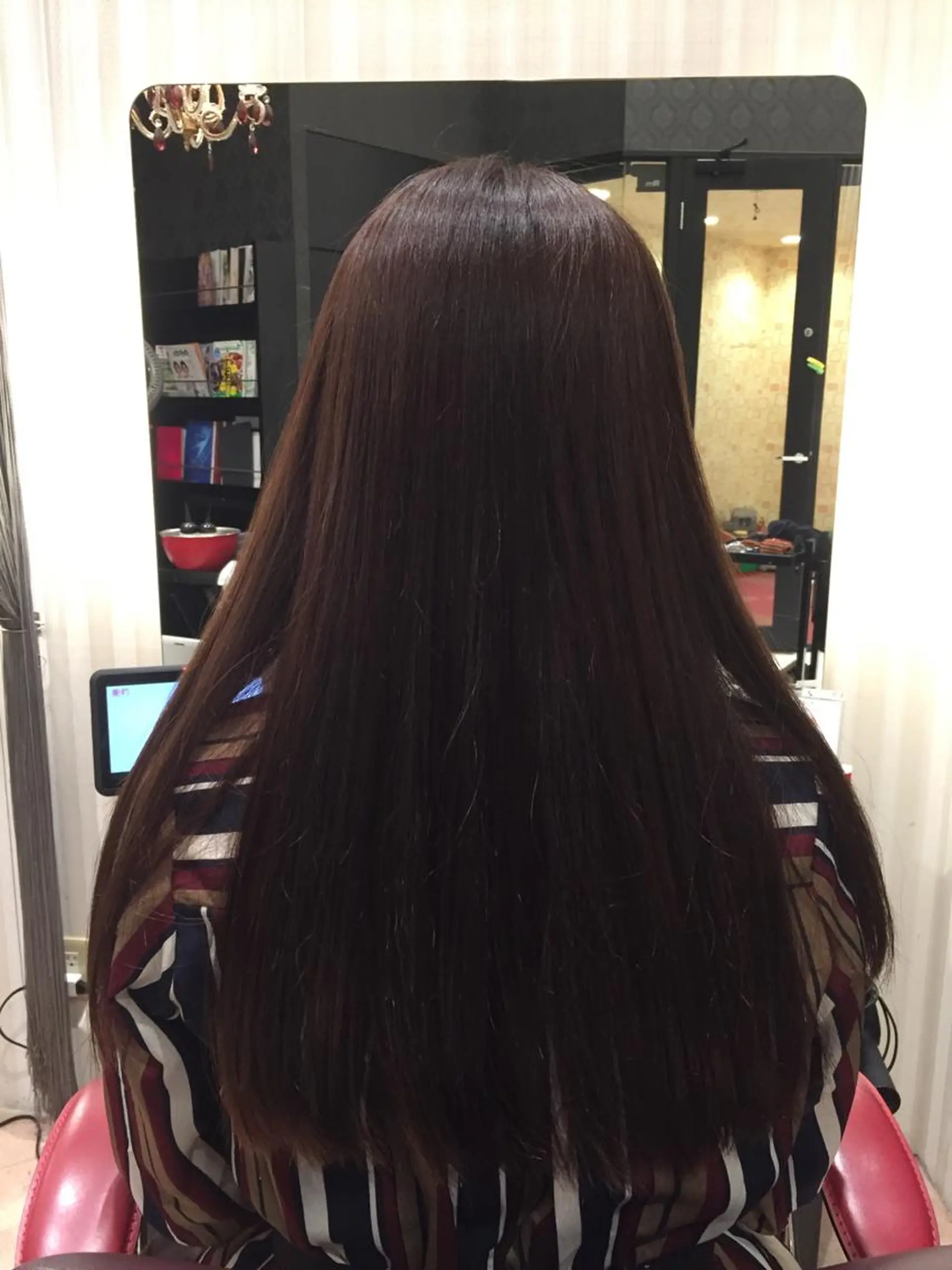 ロング カラー 田畑 福恵のヘアスタイル