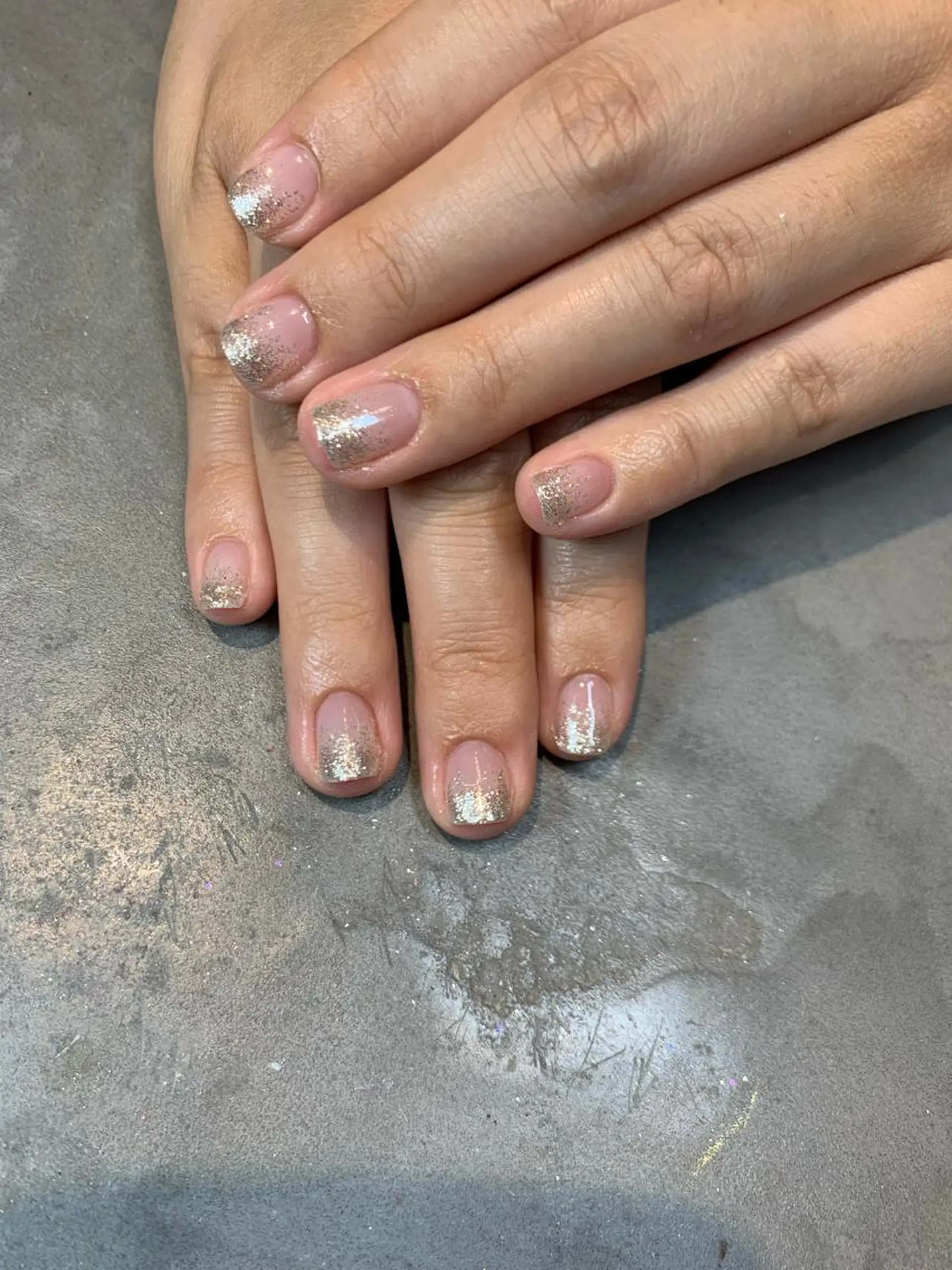 ネイル ハンドネイル ハンドケア アトリエ・マリス所属・福与 美幸のネイルデザイン