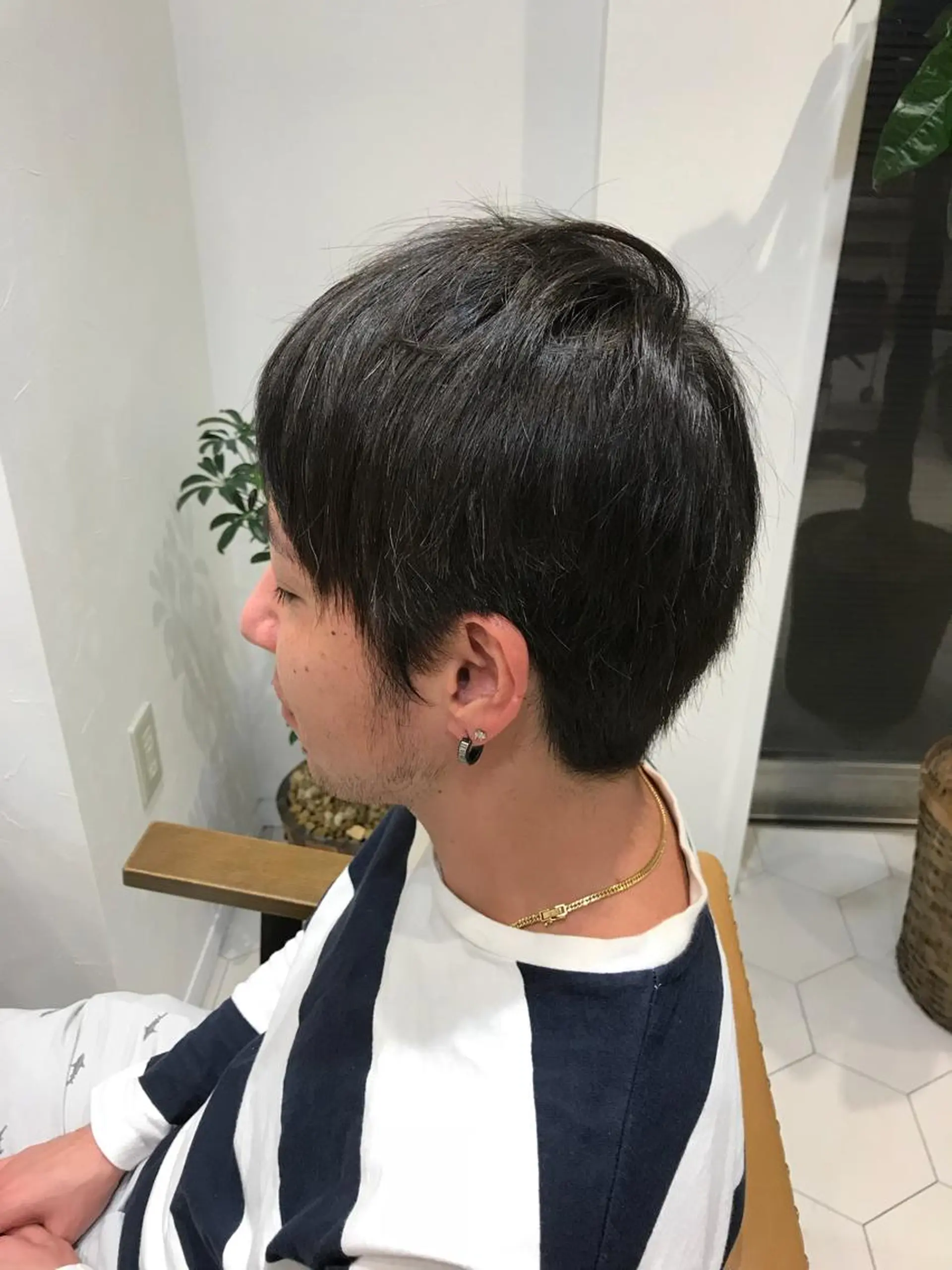 ショート CUETOGOSHIKOEN所属・舛添 龍一のヘアスタイル