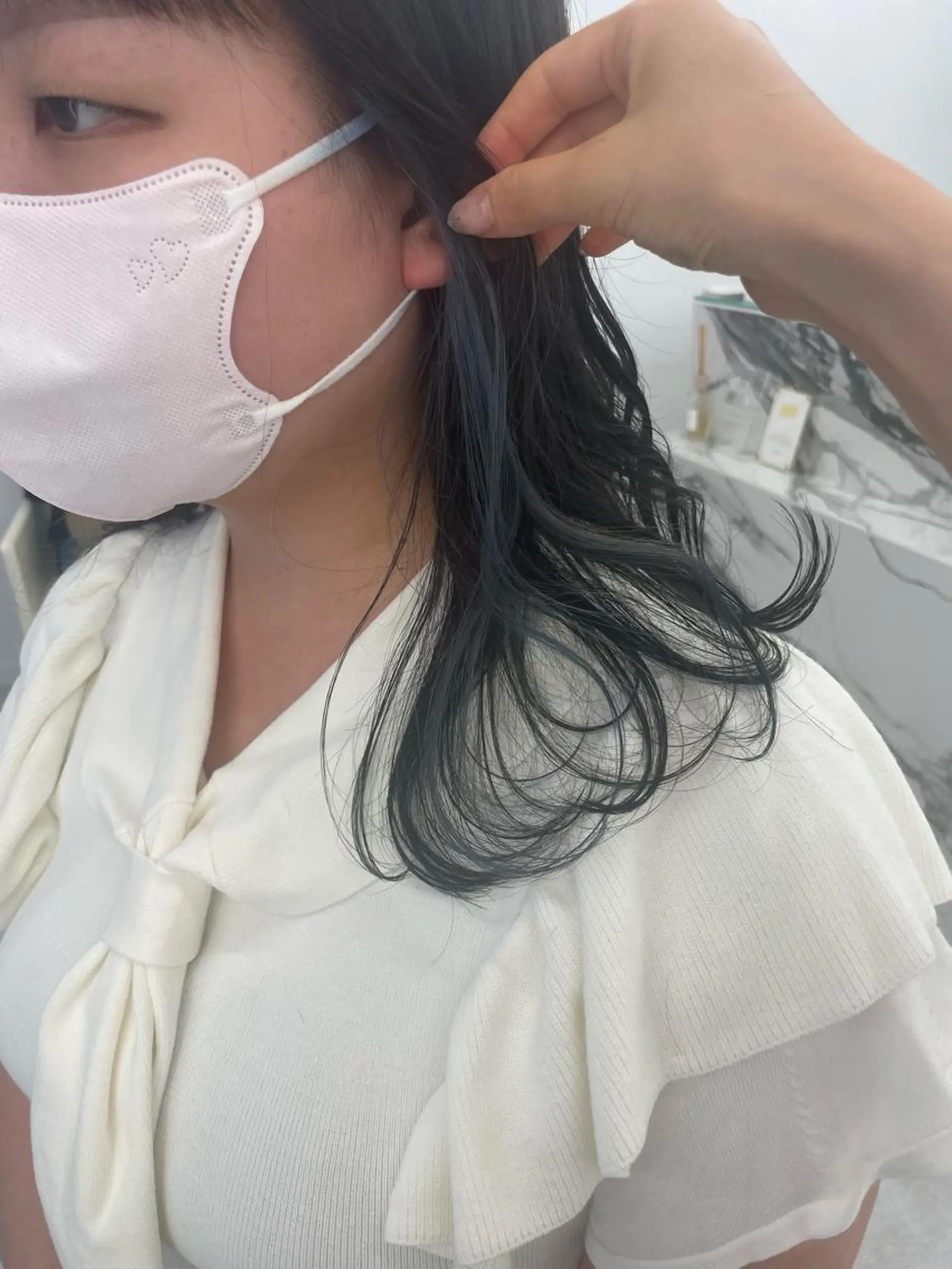 ミディアム カラー ヘアアレンジ ブリーチ カット ヘアカラー 【Sweep】おじま のぞみのヘアスタイル