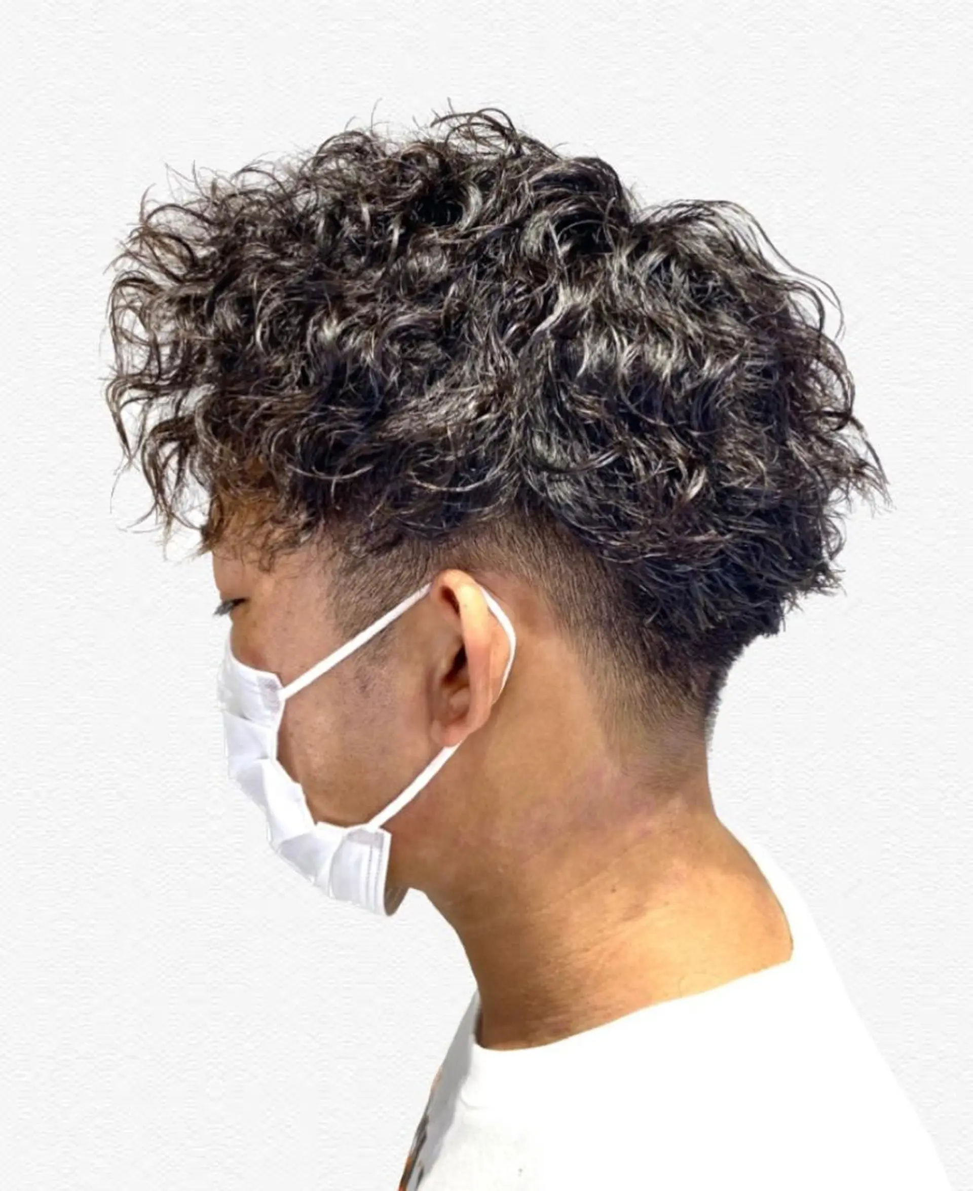 ショート メンズ メンズパーマ カット パーマ ✨デザインカラー✨ ✂️kouki✂️のヘアスタイル