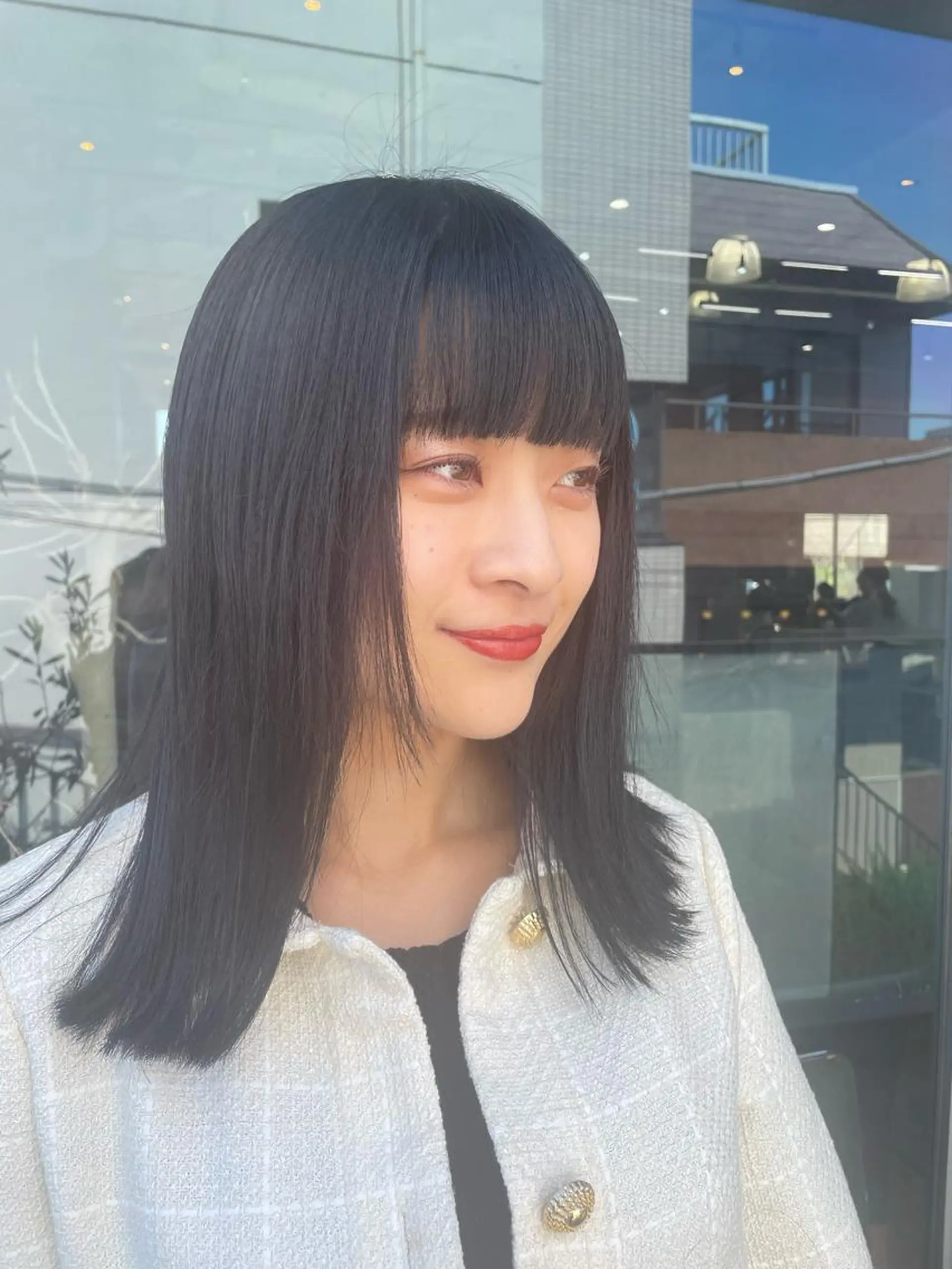 ミディアム 縮毛矯正 トリートメント 顔まわりレイヤー🎀 くぼやま　みおのヘアスタイル
