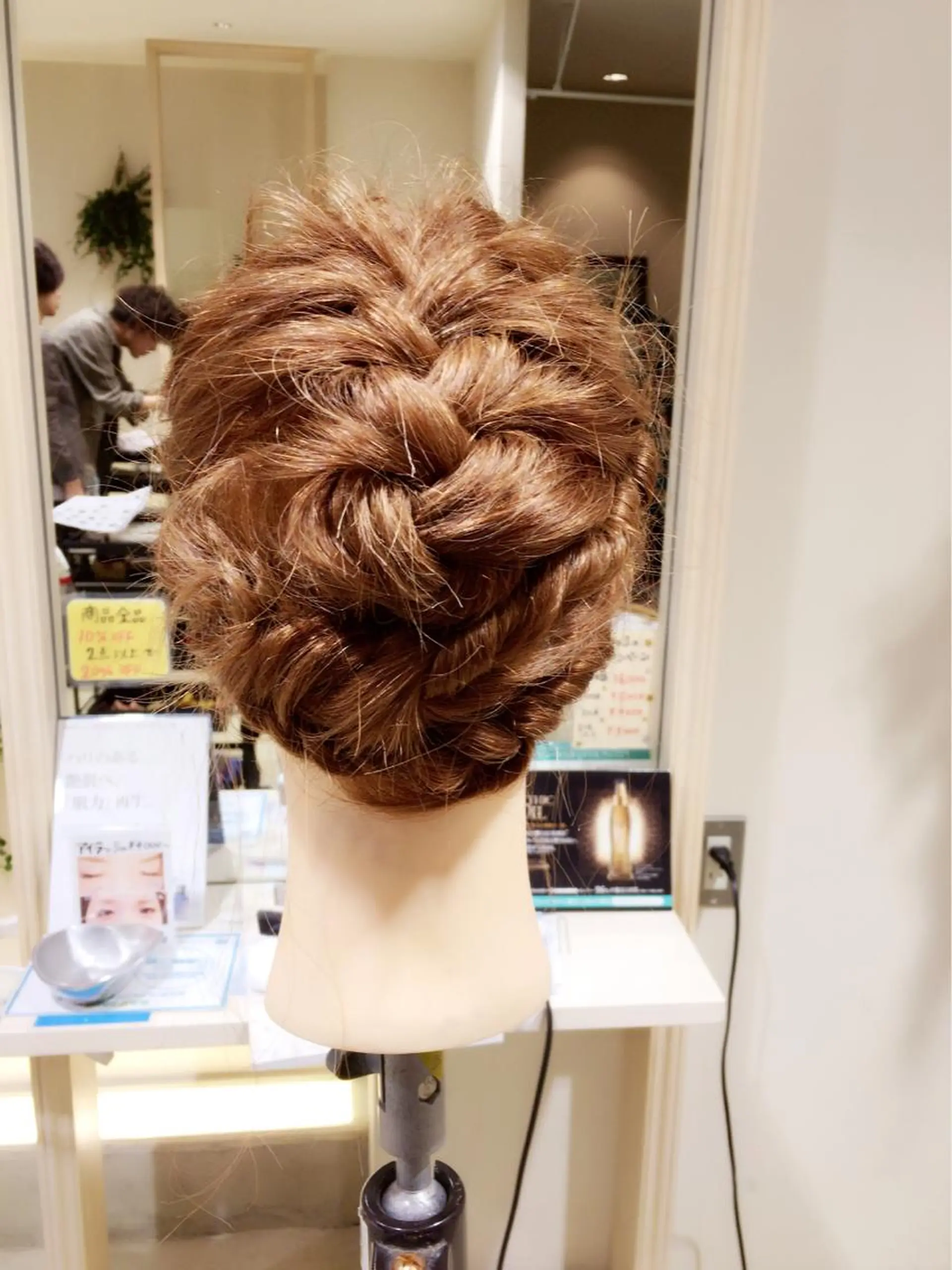 ヘアアレンジ ＯＲ　オア所属・桑原 いずみのマツエク・マツパデザイン
