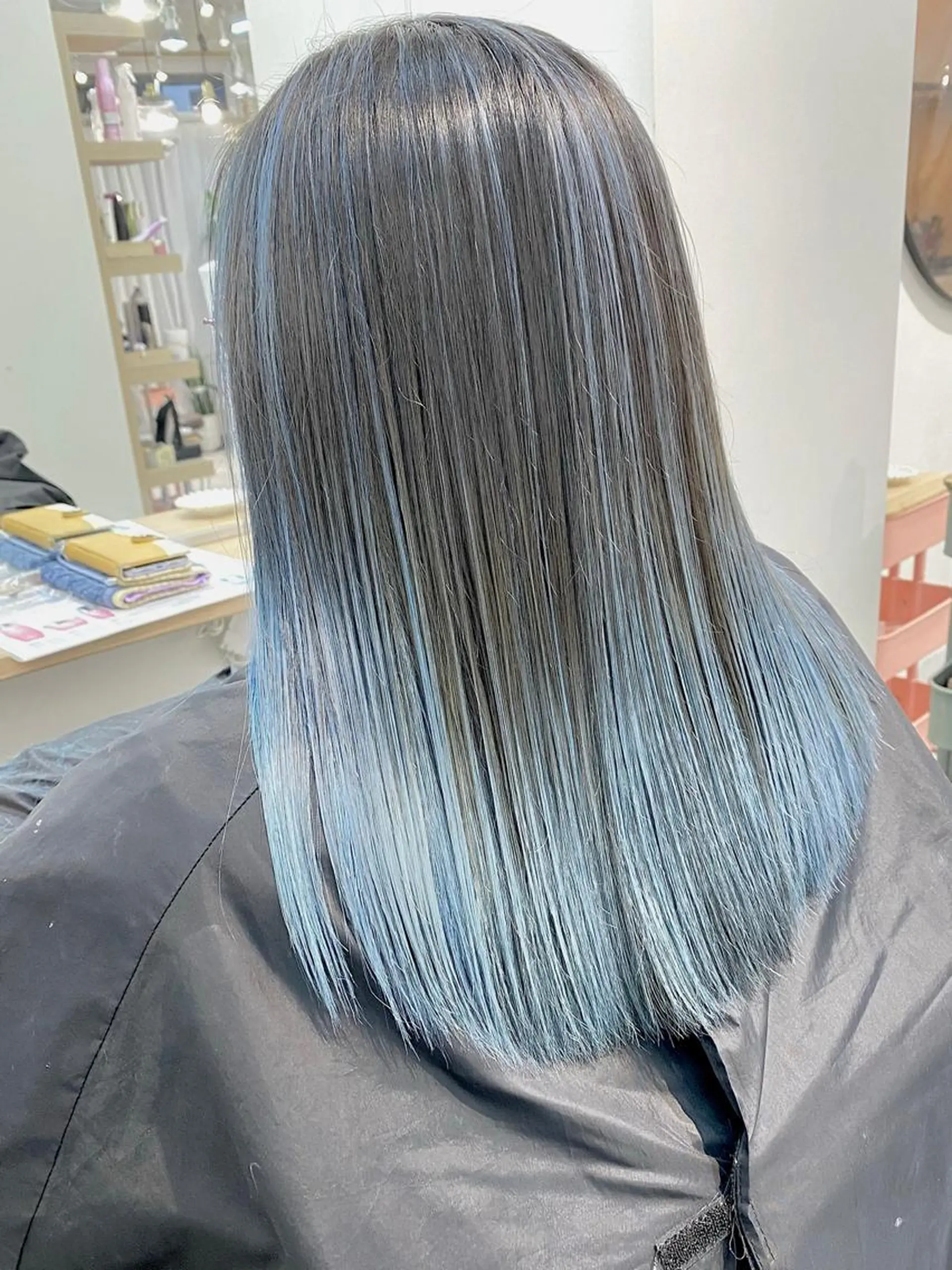 ロング カラー バレイヤージュ レイヤーカット ヘアカラー トリートメント ヘアセット 💘カラー特化美容師 尾崎拓己のヘアスタイル