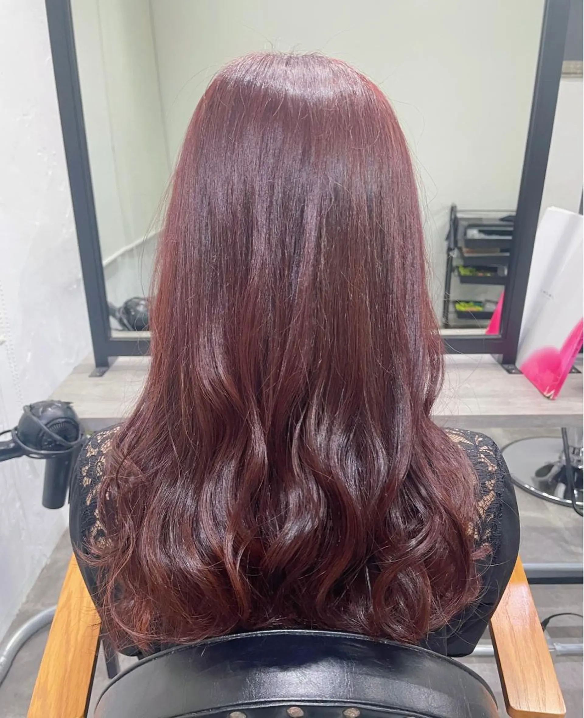 セミロング カラー ブリーチ カシス ブリーチなしカラー ピンクカラー ハイトーンカラー /moe🐈‍⬛のヘアスタイル