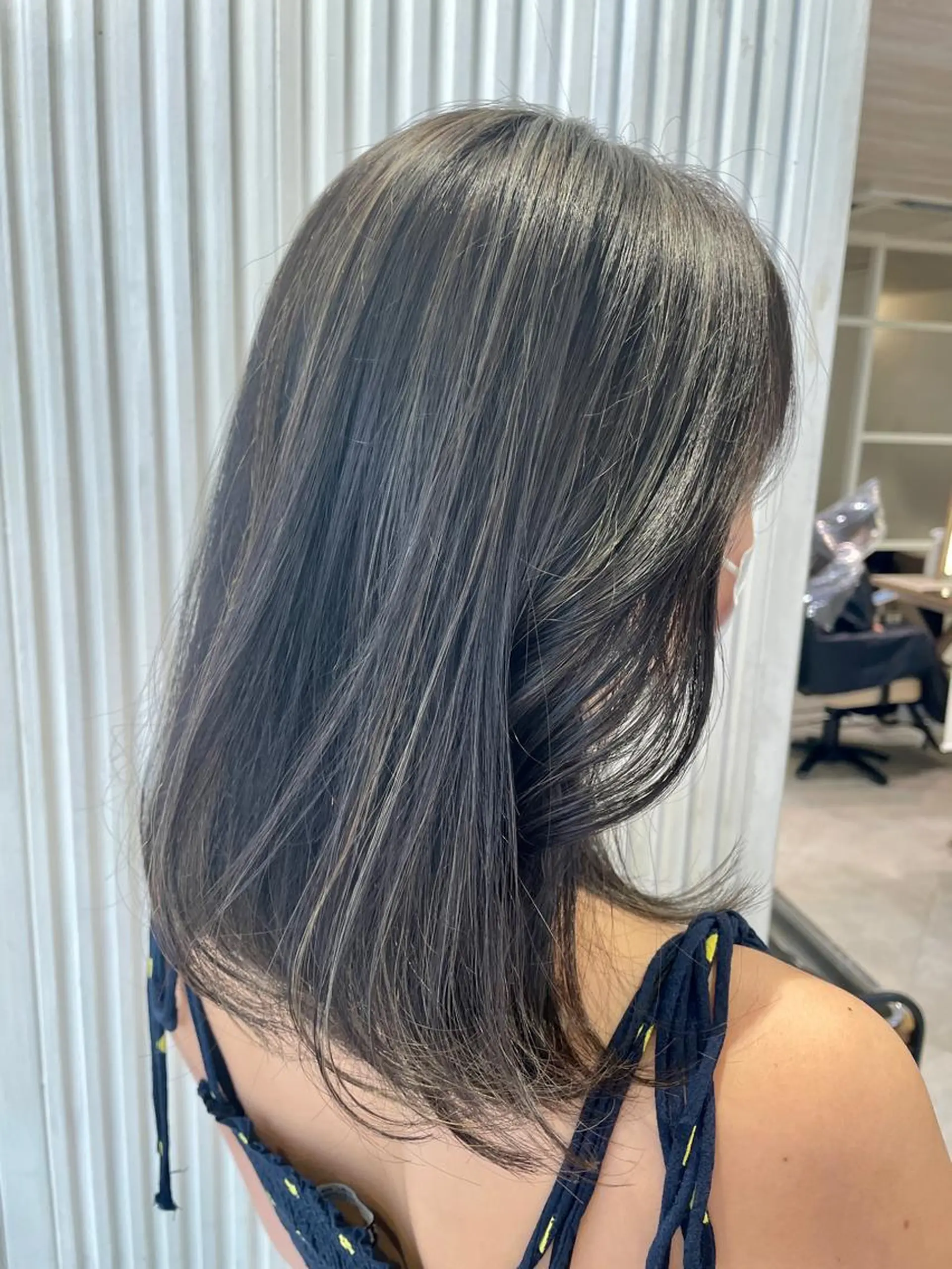 セミロング カラー 透明感カラー グレージュ ハイライトカラー ハイライト カラー/レイヤー/ 髪質改善/PAAQのヘアスタイル