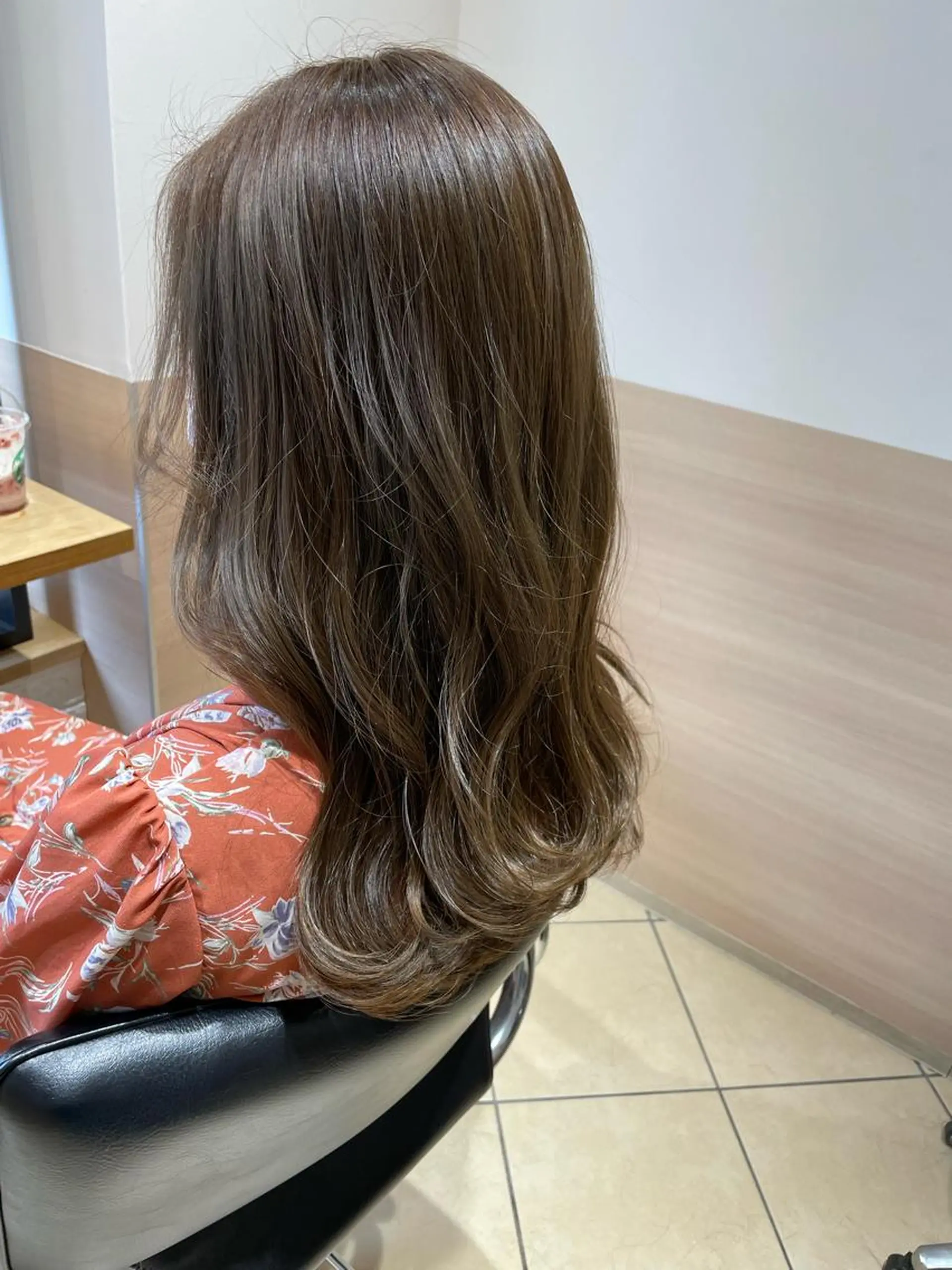 セミロング カラー ベージュカラー ブラウンカラー ケアカラー ピンクカラー ピンクブラウン カット ヘアカラー GO TODAY SHAiRE SALON所属・天野 瑠真のヘアスタイル