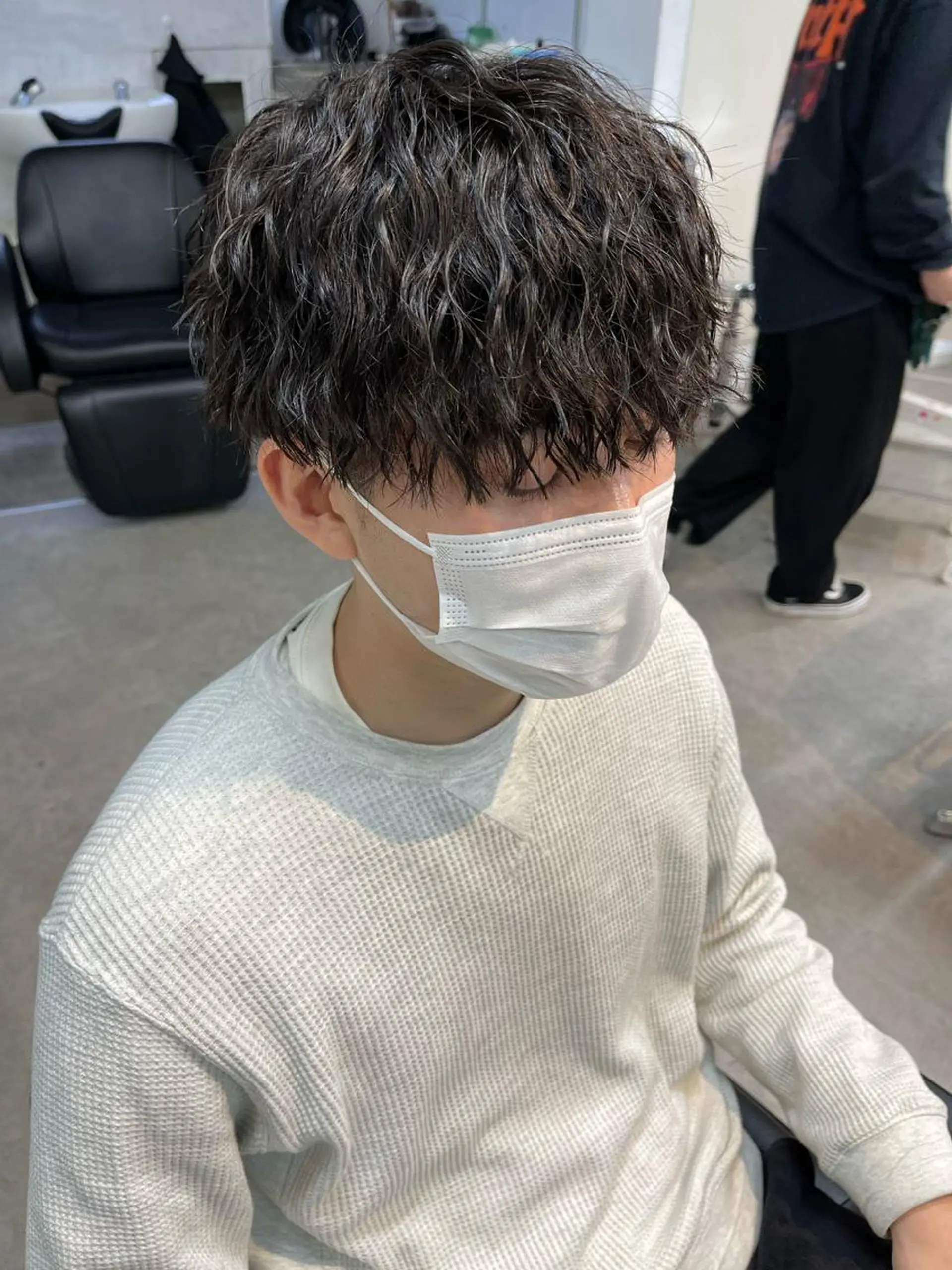 パーマ ヘアアレンジ メンズ メンズパーマ スパイラルパーマ カット パーマ トリートメント ショートヘア原宿 fifth コシのヘアスタイル