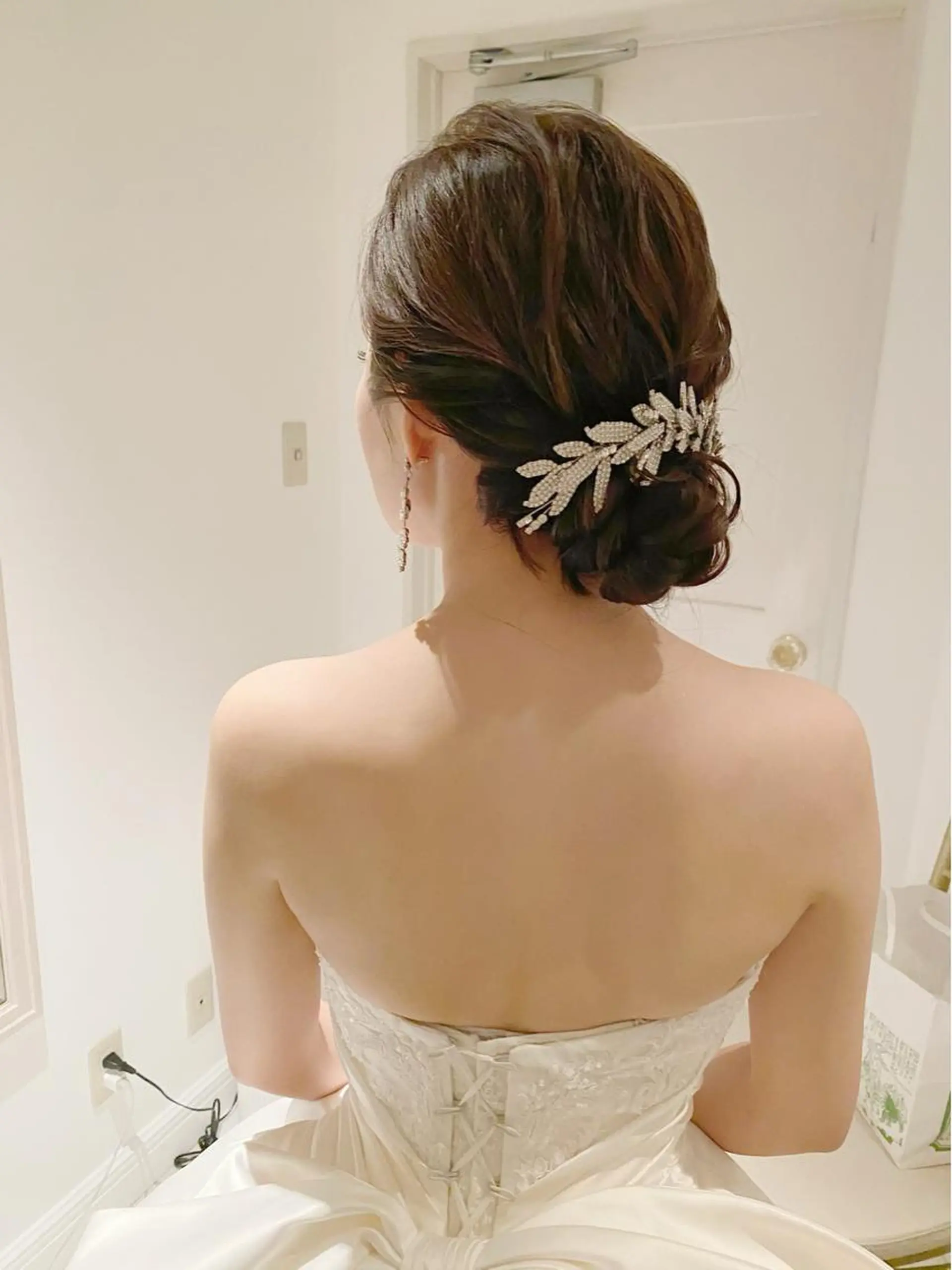 セミロング ヘアアレンジ ローシニヨン ヘアセット GRANLUSSO 〜グランルッソ駅前店所属・木口 嘉美のヘアスタイル
