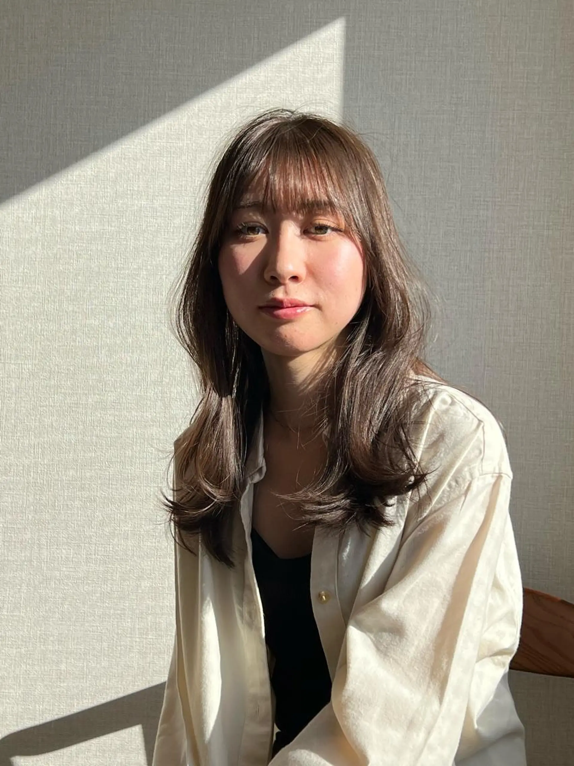 セミロング カラー ベージュカラー カット ヘアカラー トリートメント お顔まわりカット🌱 emo.村松泉綺のヘアスタイル