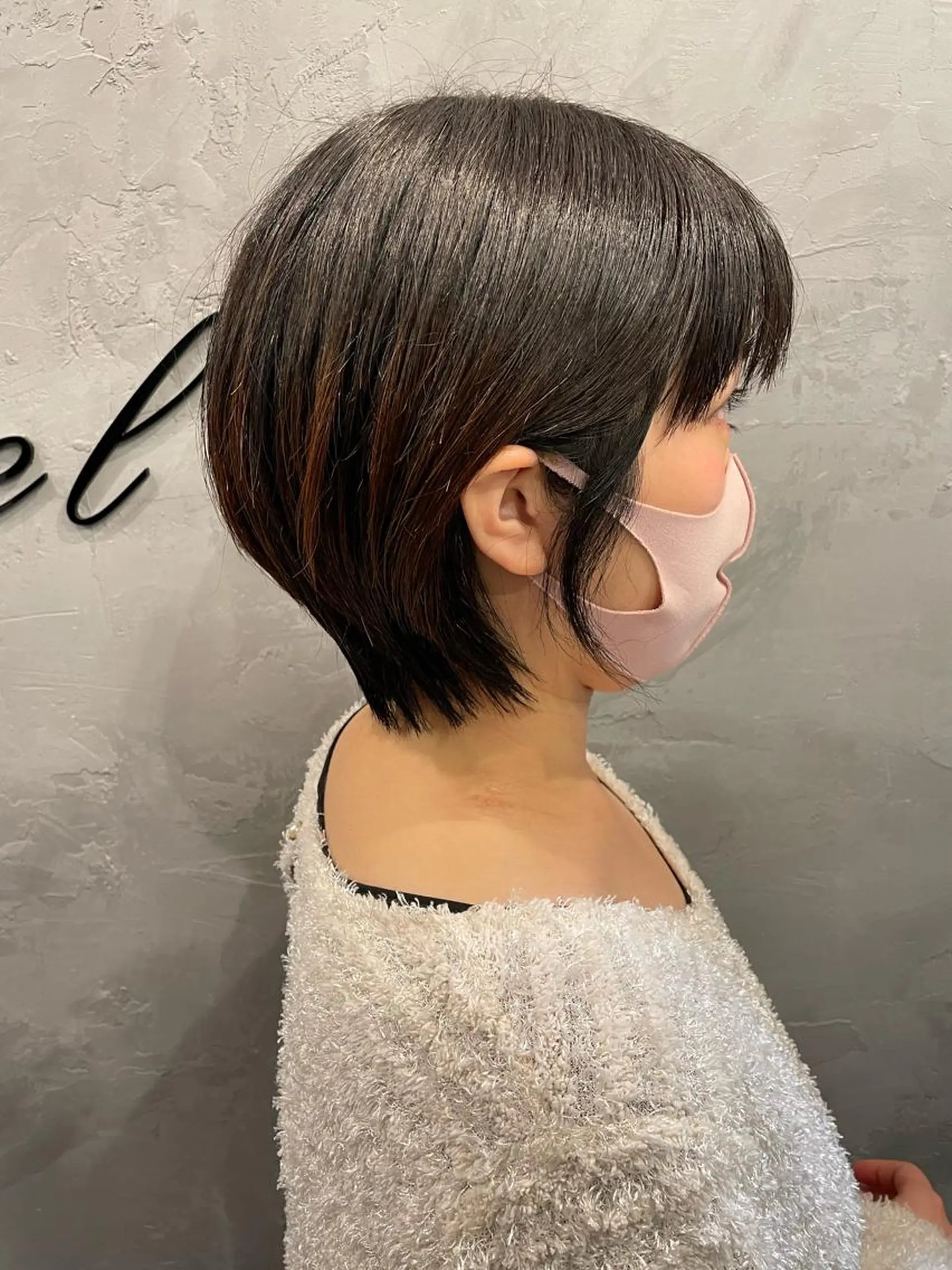 ショート ショートヘア 飯塚 沙衣のヘアスタイル