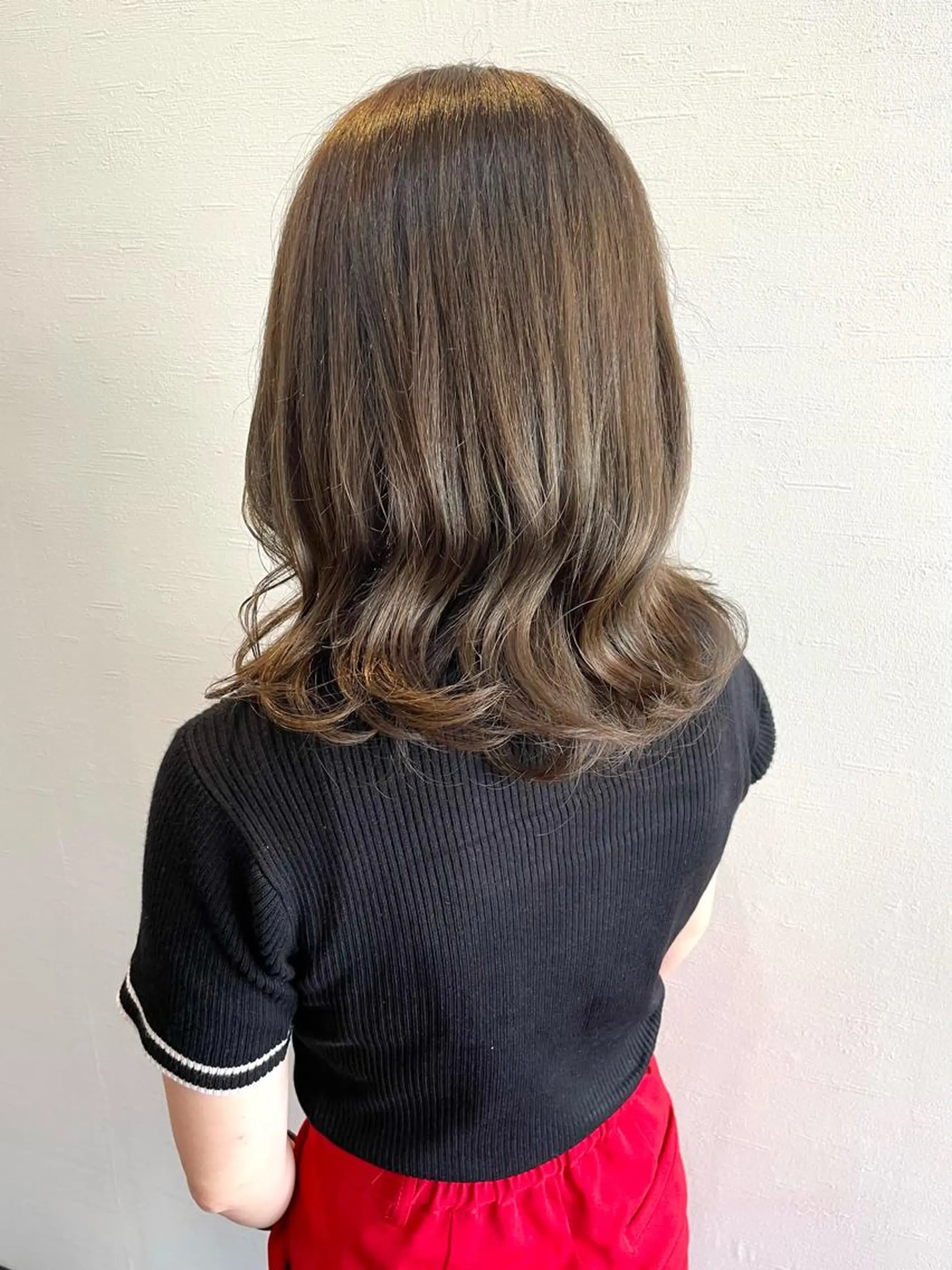 ミディアム カラー ブリーチ ブリーチなしカラー カット トリートメント 𝒌𝒚𝒐𝒌𝒂 🍀のヘアスタイル