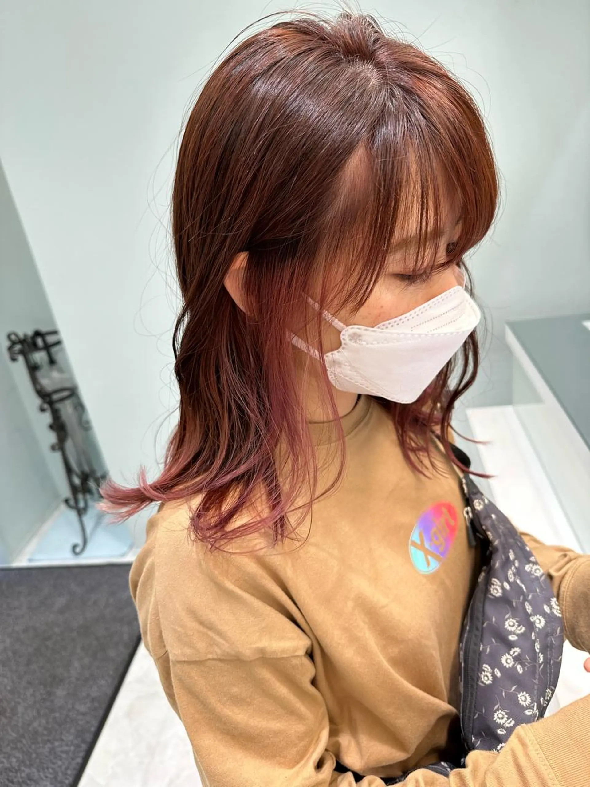 セミロング カラー インナーカラー ヘアカラー トリートメント 中川 茜里のヘアスタイル