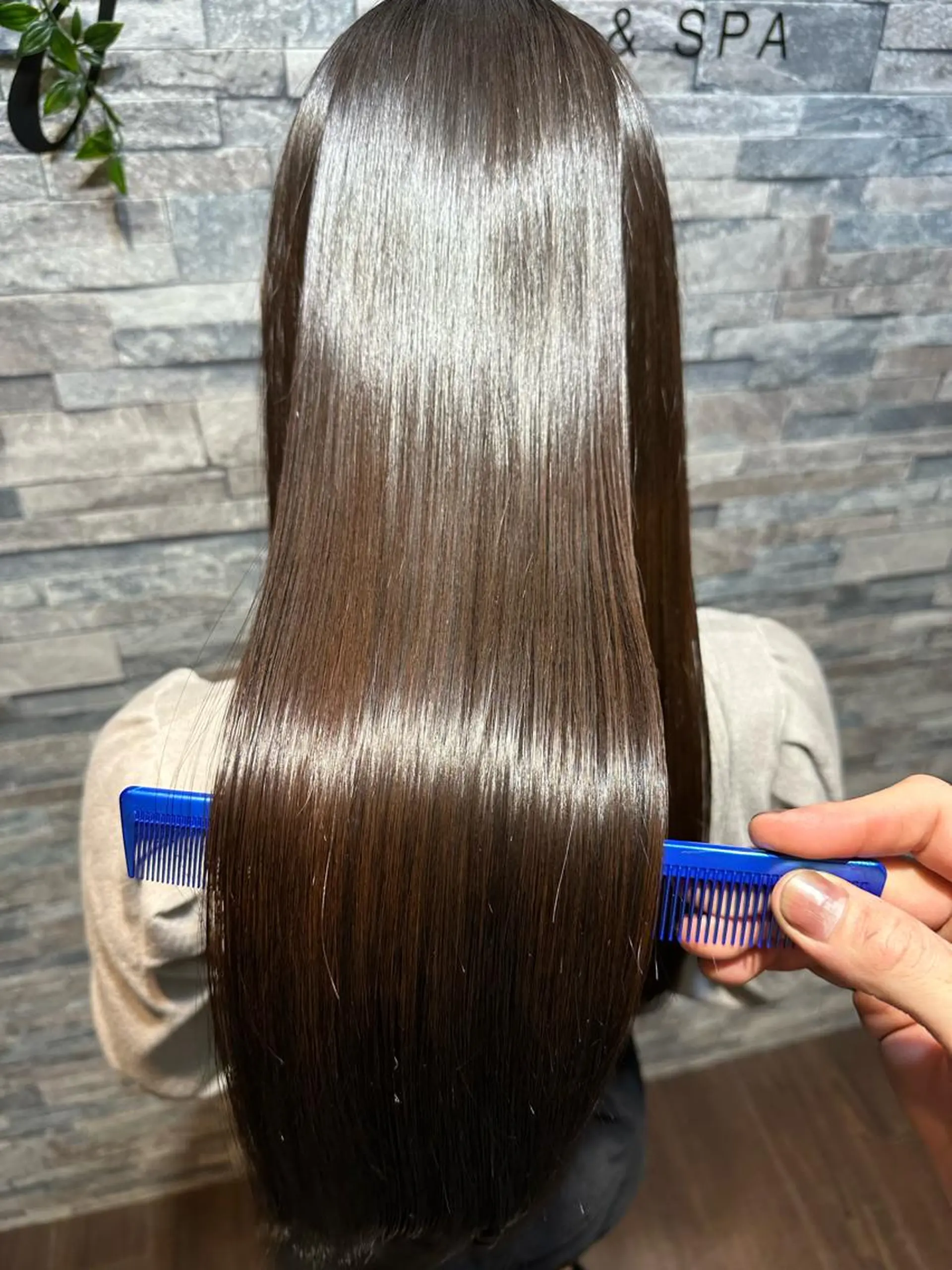 ロング カラー カット ヘアカラー トリートメント ヘッドスパ youres hair 東口店所属・🌸ULTOWA🌸 髪質改善/縮毛/店長のヘアスタイル