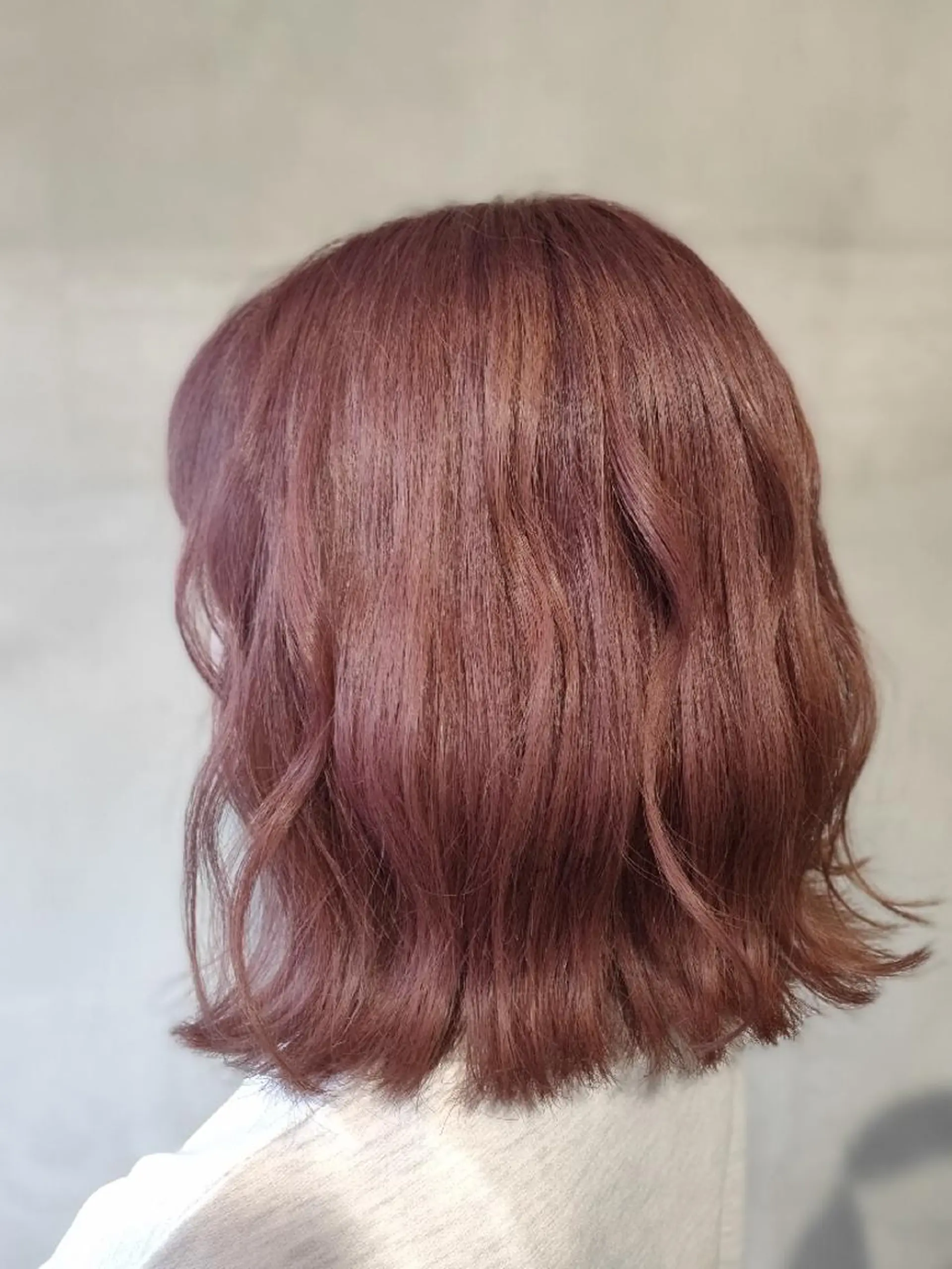 カラー ブリーチ オレンジ ピンクカラー カット ヘアカラー 五十嵐 野乃佳のヘアスタイル