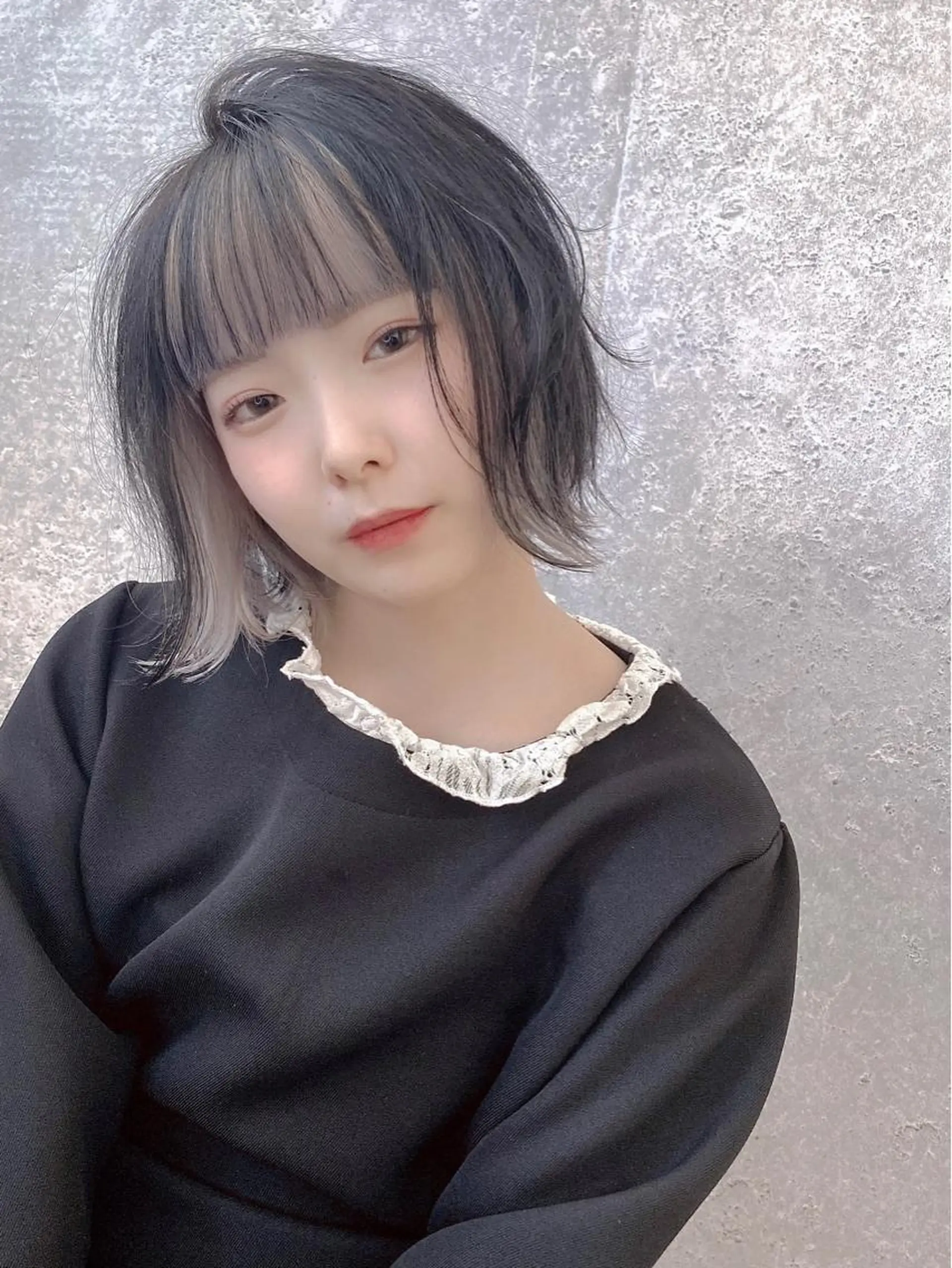 ショート カラー ベージュカラー ブリーチ ダブルカラー グレージュ ミルクティーベージュ 個室サロンLOUIMADNA栄店所属・【U24学割◎】 個室サロン白金厚哉のヘアスタイル