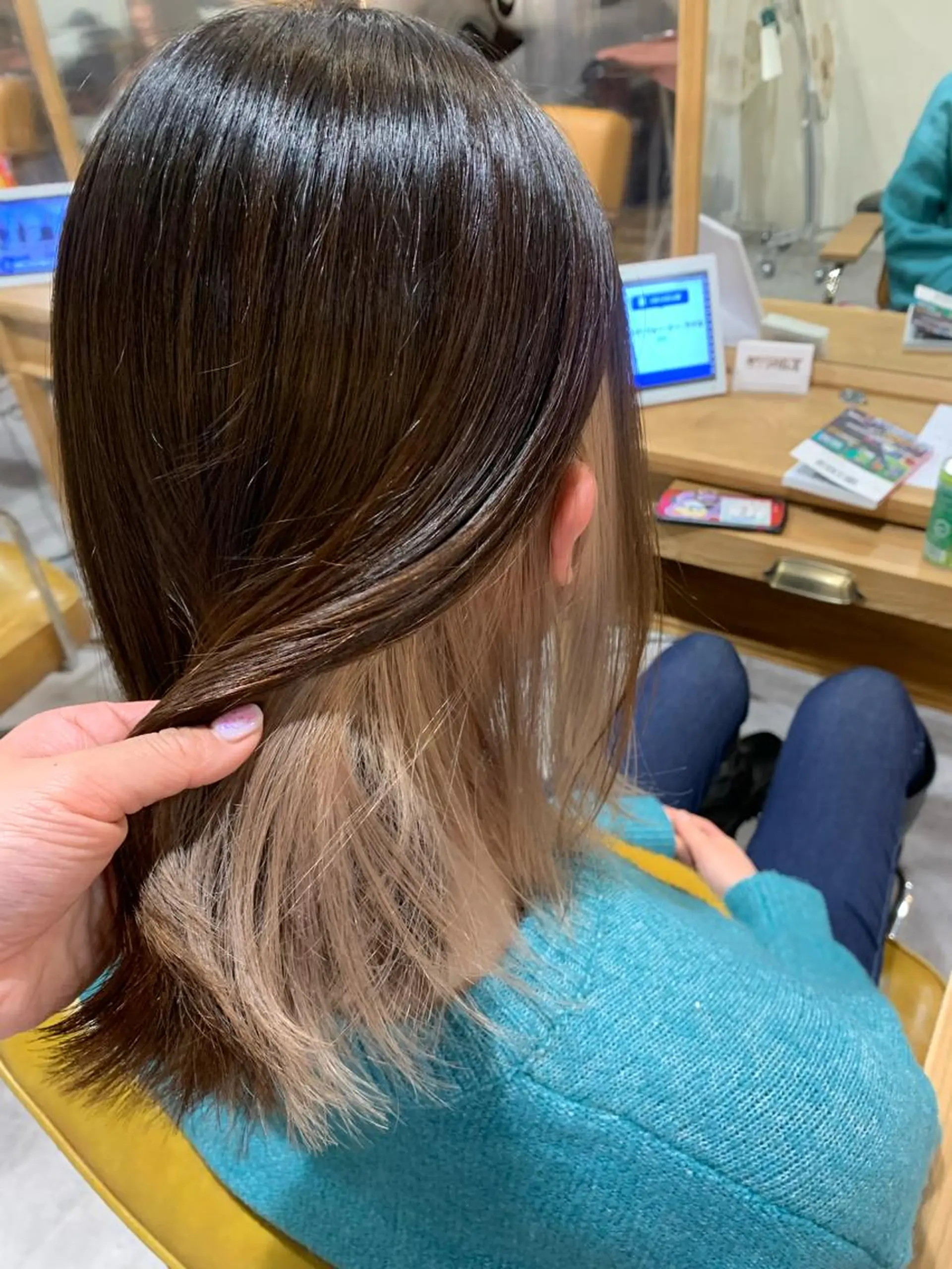 ミディアム カラー ヘアカラー 福崎 真奈のヘアスタイル