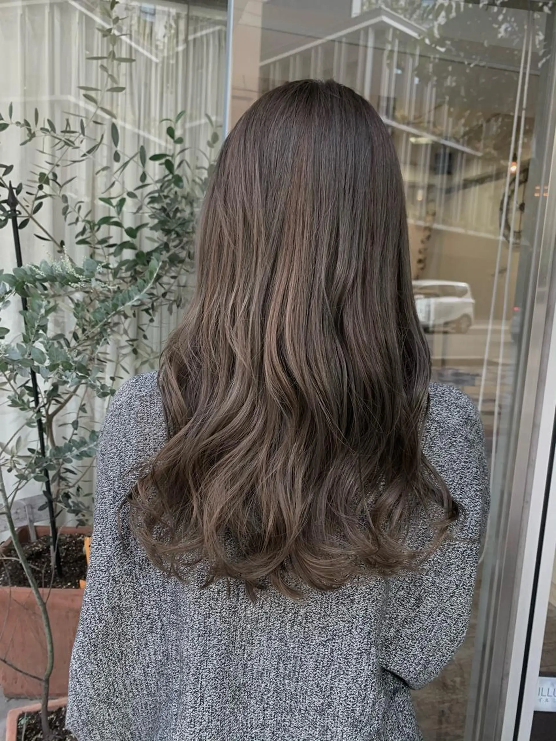 ロング カラー カット ヘアカラー タナカ マナミのヘアスタイル