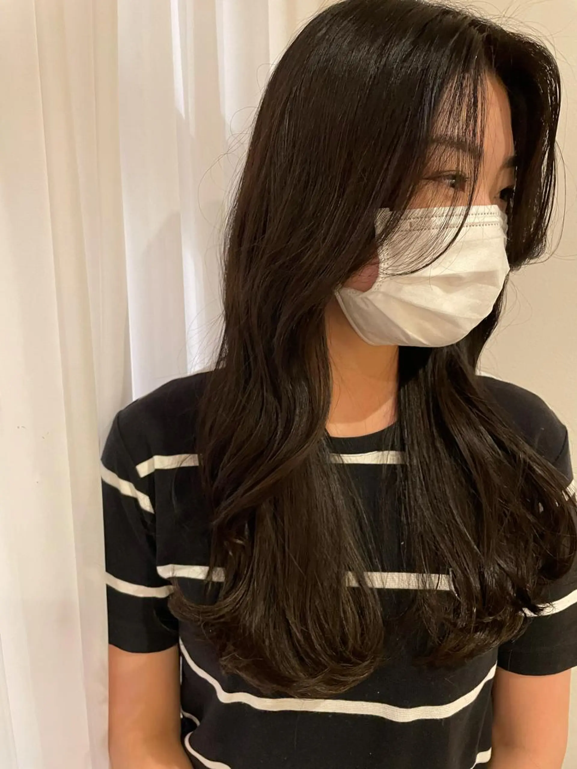 ロング 藤井 みなみのヘアスタイル