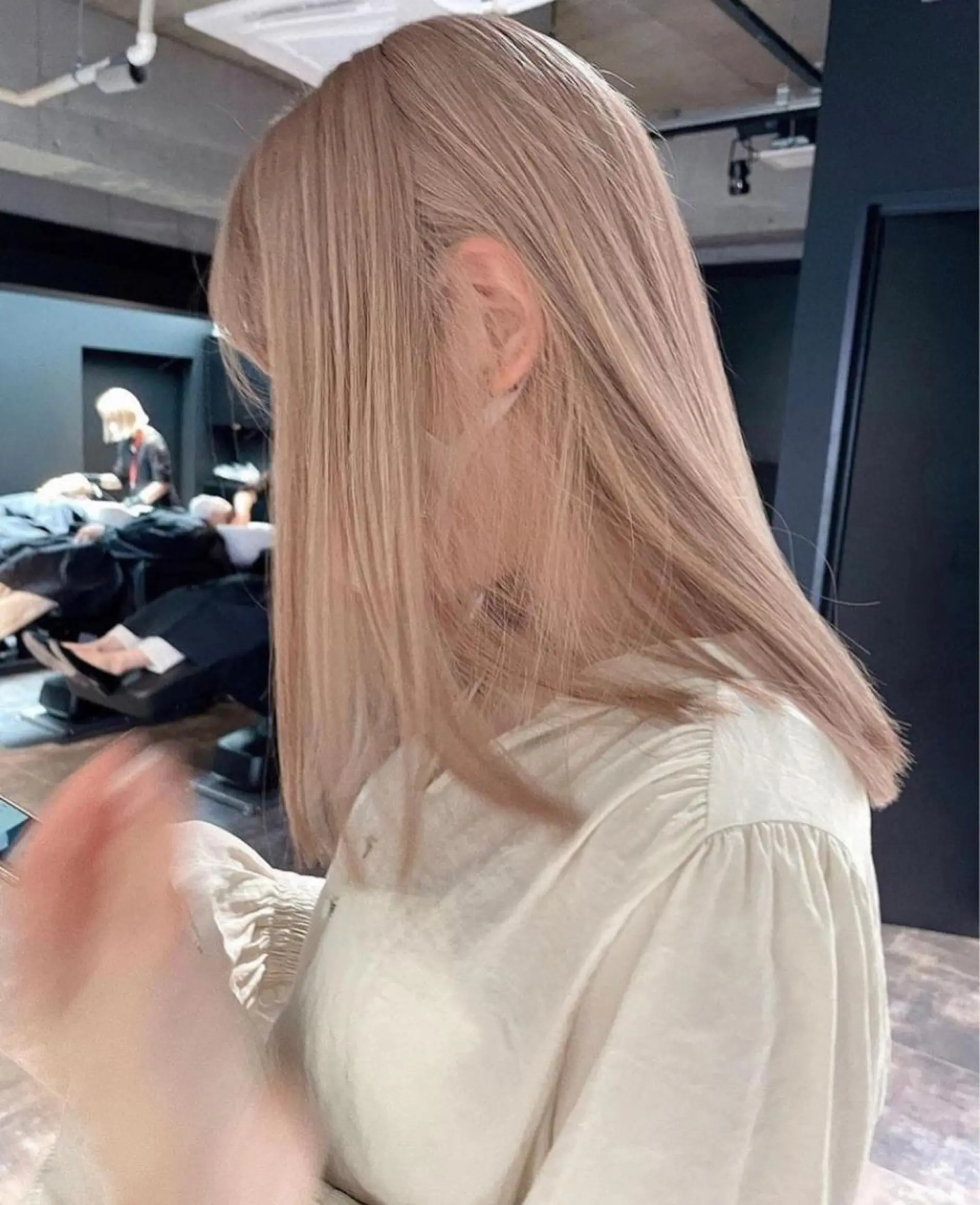 ミディアム kaho PELEnagoyaのヘアスタイル