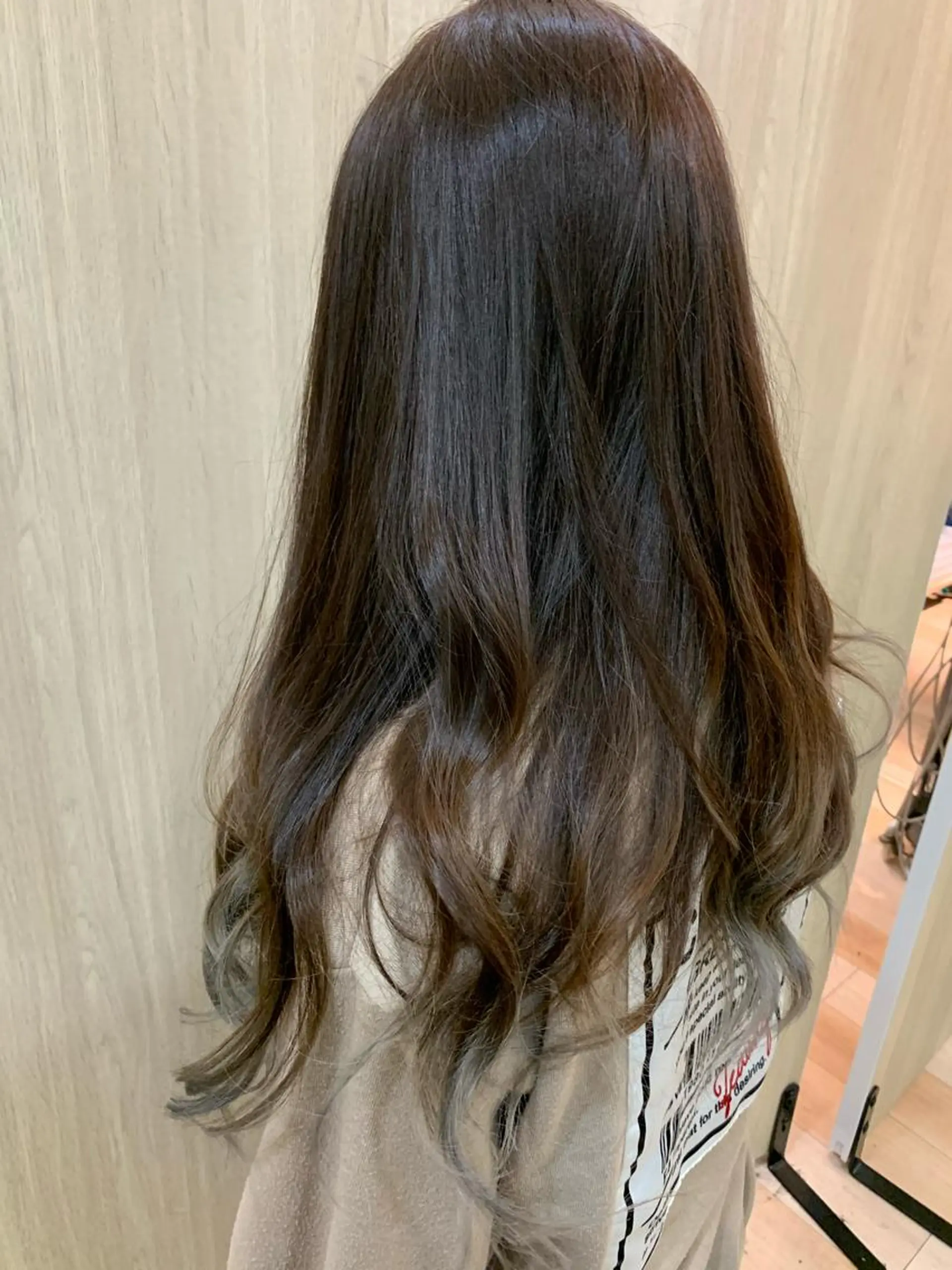 ロング ヘアアレンジ 韓国ヘア×ハイトーン AYA💫のヘアスタイル