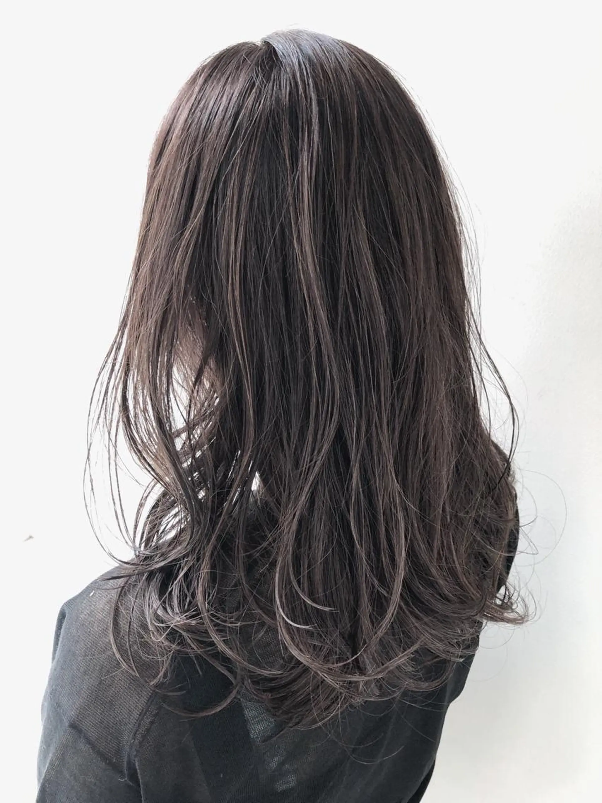 ロング カラー パーマ ヘアアレンジ グレージュ ハイライトカラー ハイライト Mira by greenのヘアスタイル