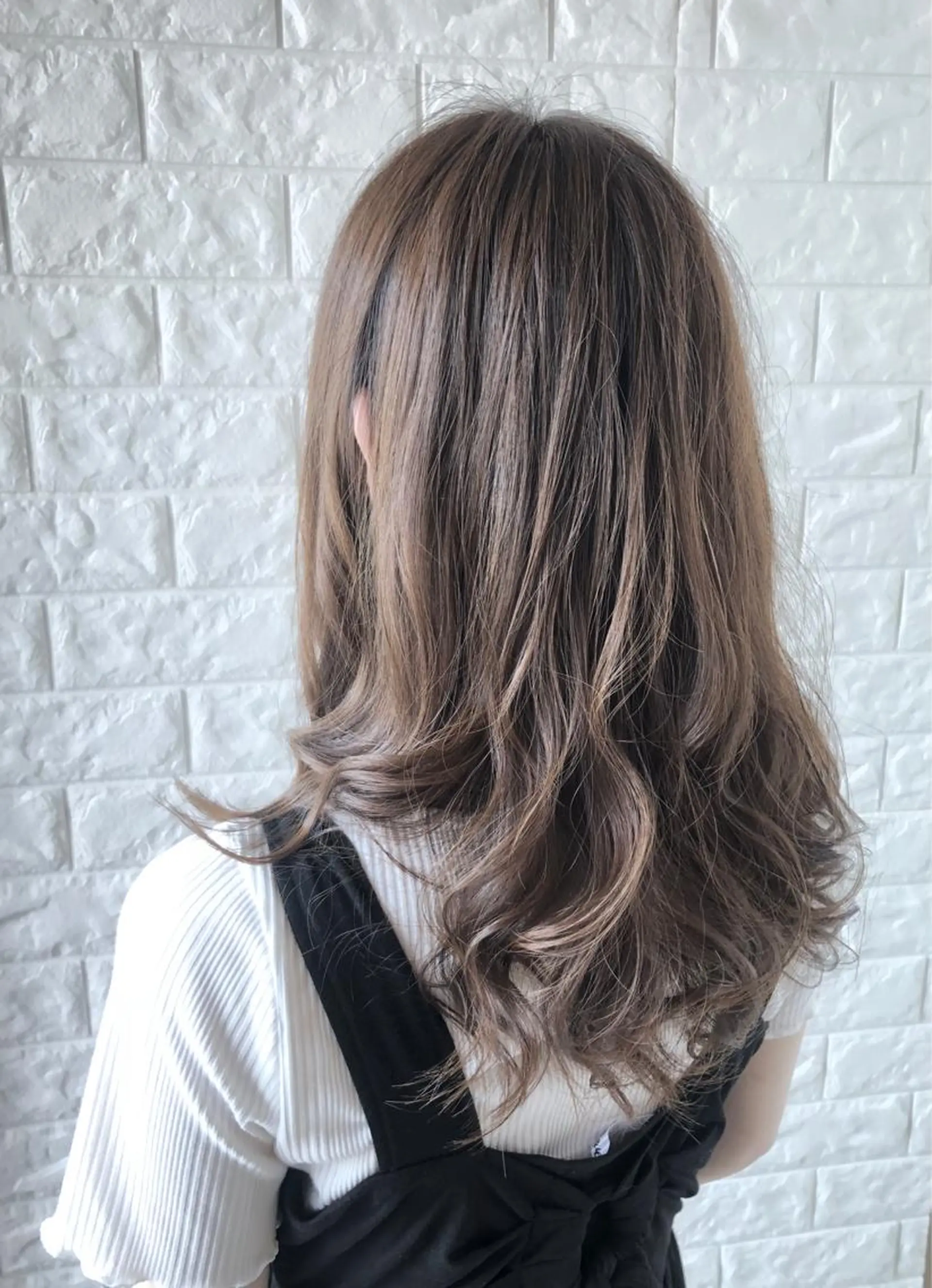 セミロング 外国人風カラー 縮毛矯正/髪質改善 主税巧一のヘアスタイル