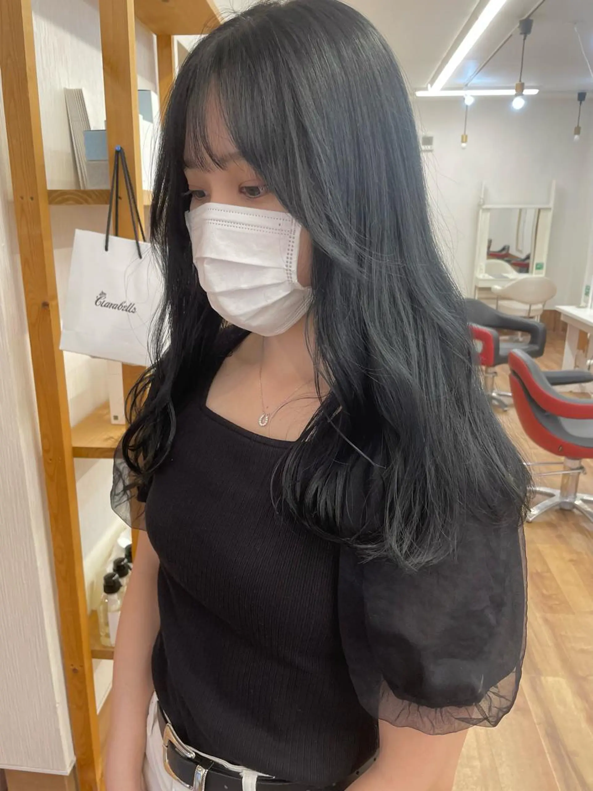 ロング カラー ヘアアレンジ ヘアカラー トリートメント 小倉 愛里のヘアスタイル